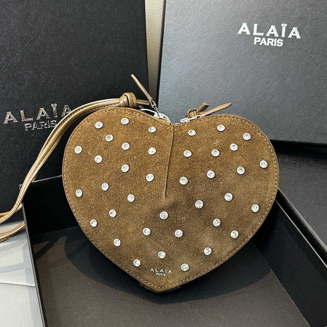 ALaia Diamond Heart Handbag (Replica)