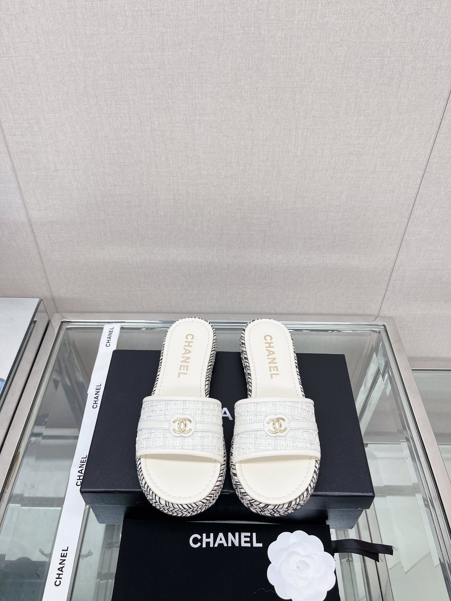 TOP CHANEL Sheepskin Lining Slippers - 4 Colour