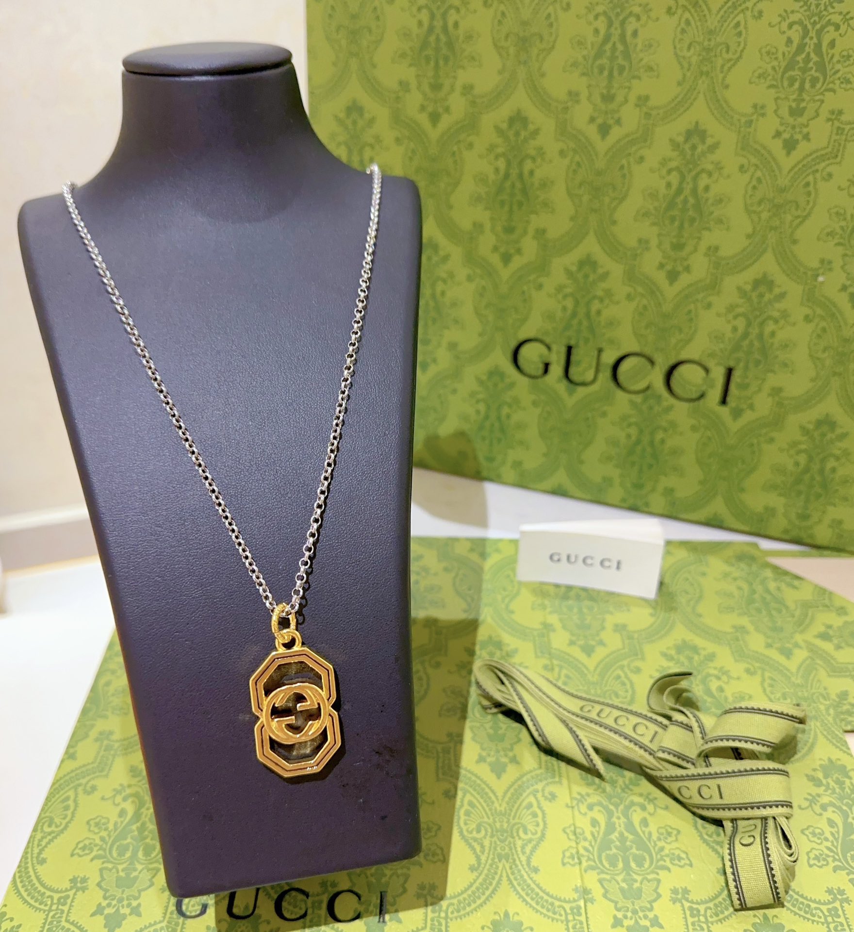 TOP GUCCI Anger Forest Long Necklace