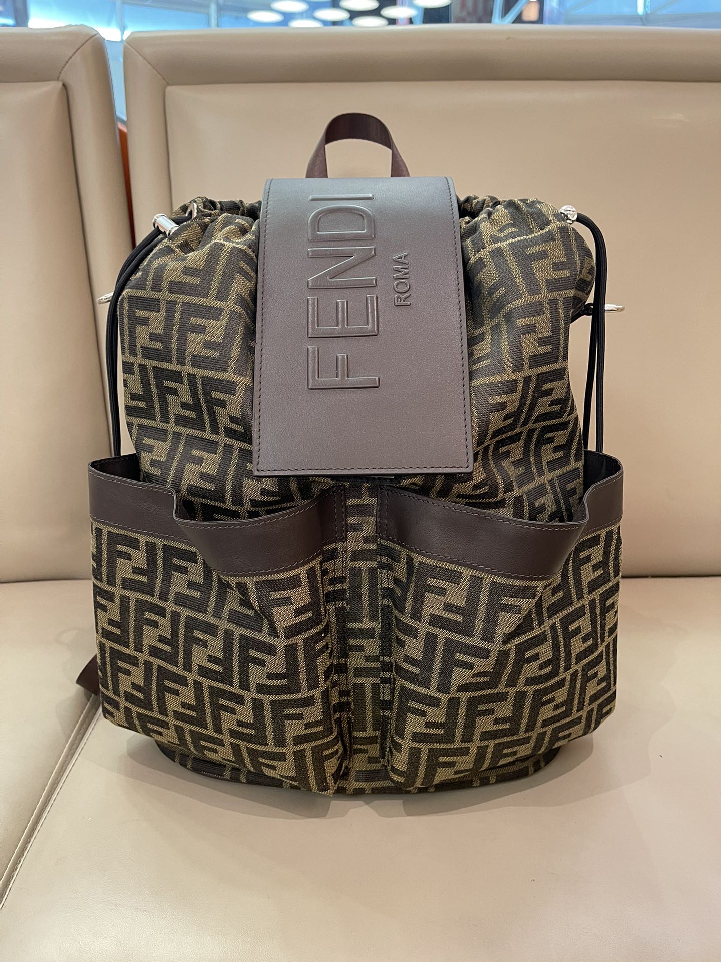 TOP FENDI FF Jacquard Fabric Backpack 31×16×36cm -Brown