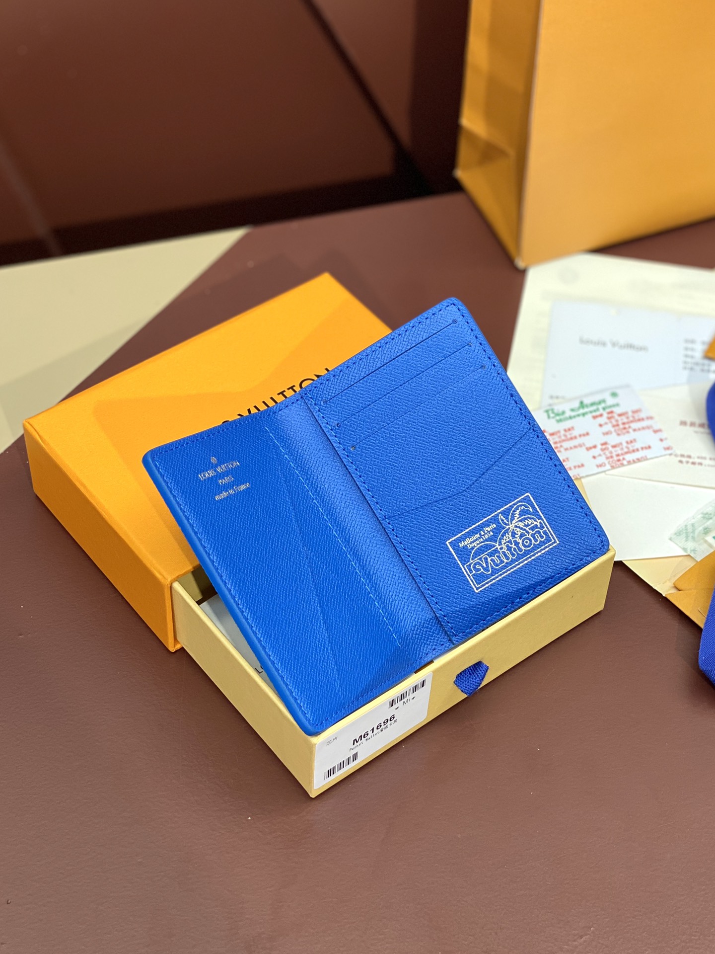 TOP Louis Vuitton LV Monogram Surfin Card Holder 7.5*11.1*1cm - Blue