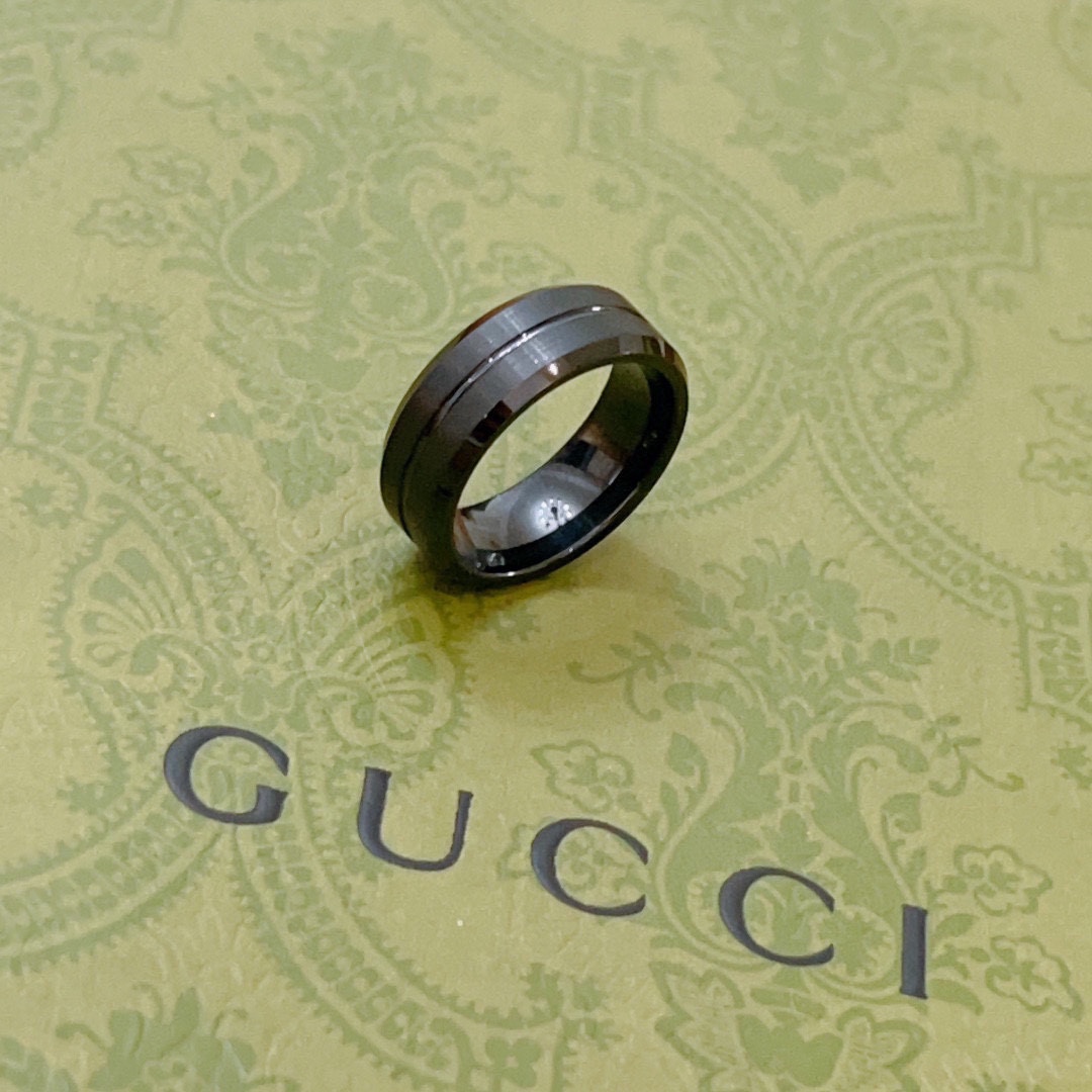 TOP GUCCI Anger Forest GG Ring -Black