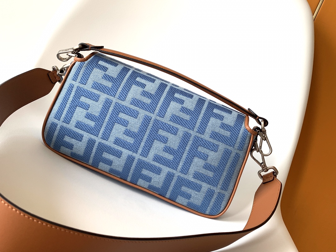 TOP FENDI Baguette Bag 27×6×15 CM-Blue