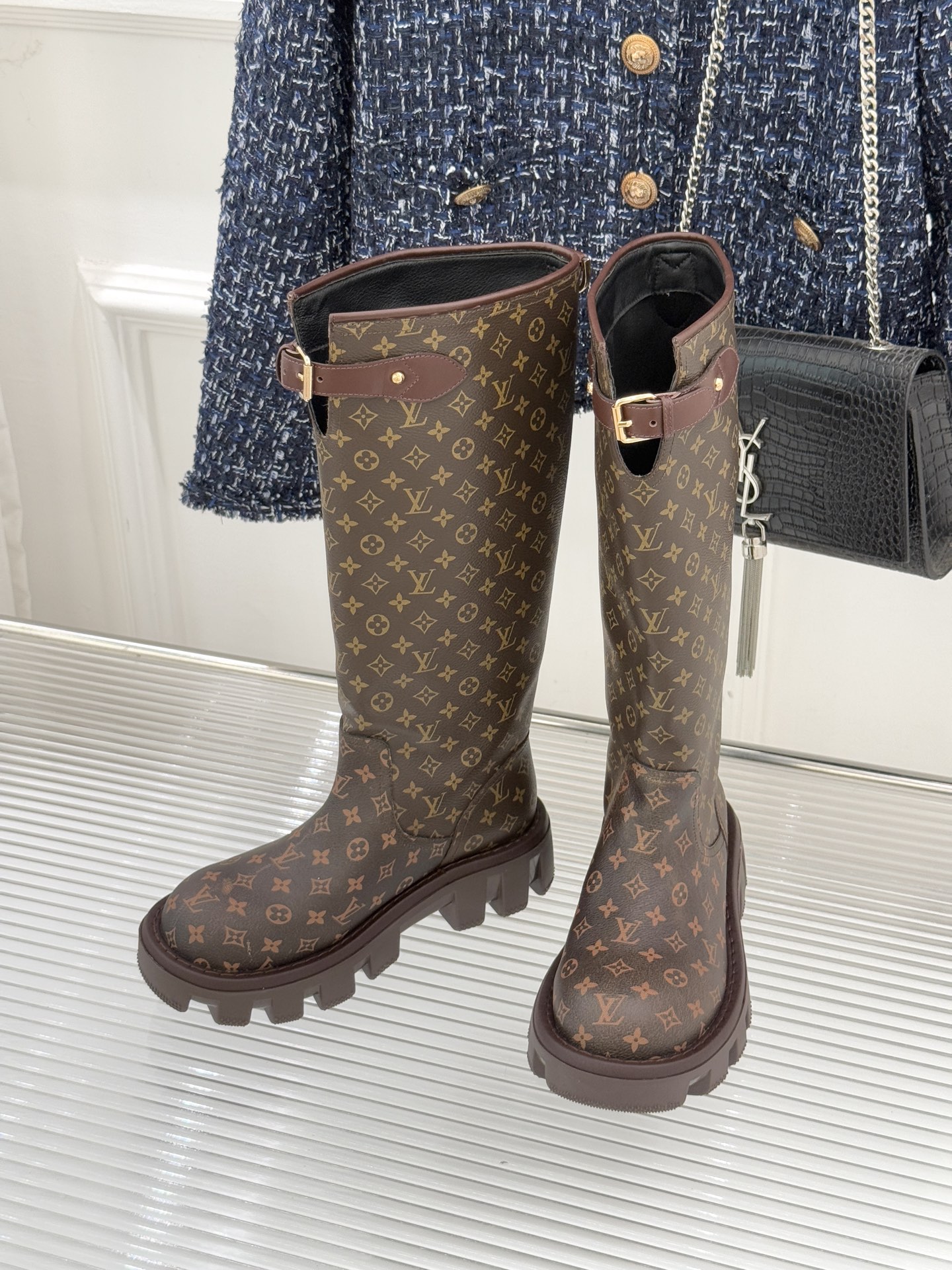 TOP Louis Vuitton LV Leather Long Boots - Monogram