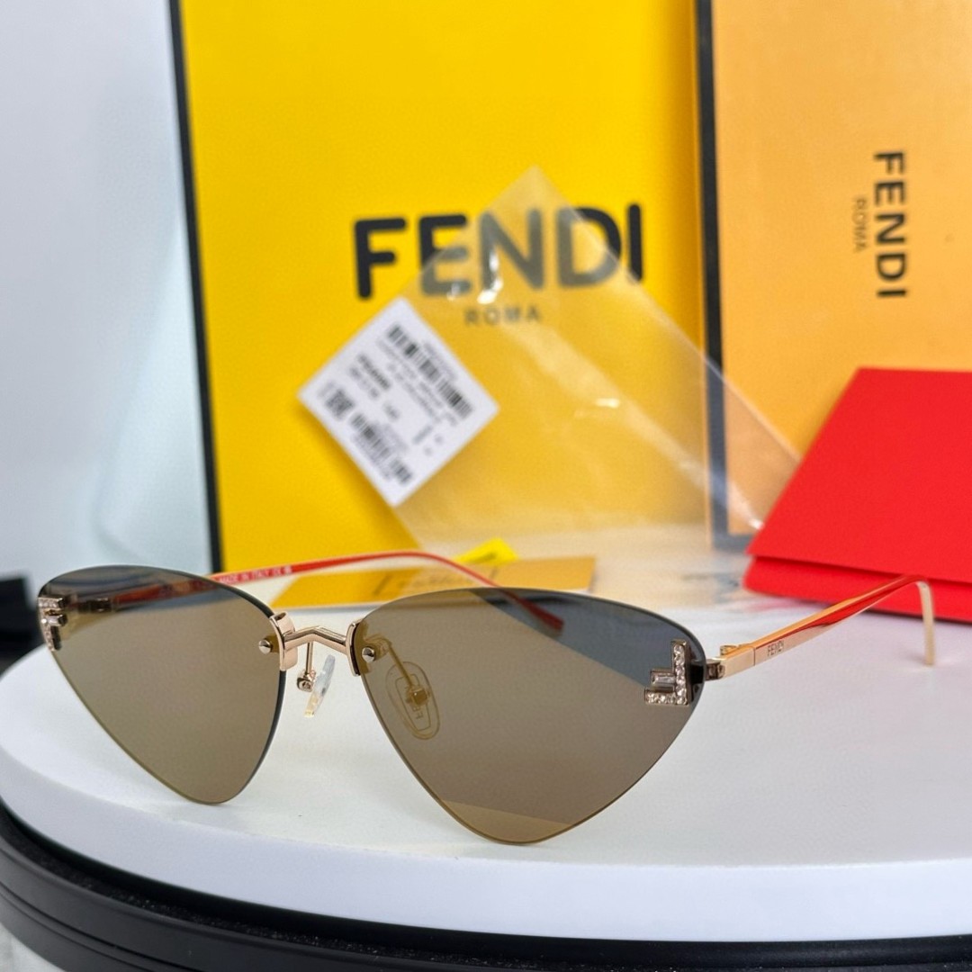 TOP FENDI Sunglasses - 8 Colors