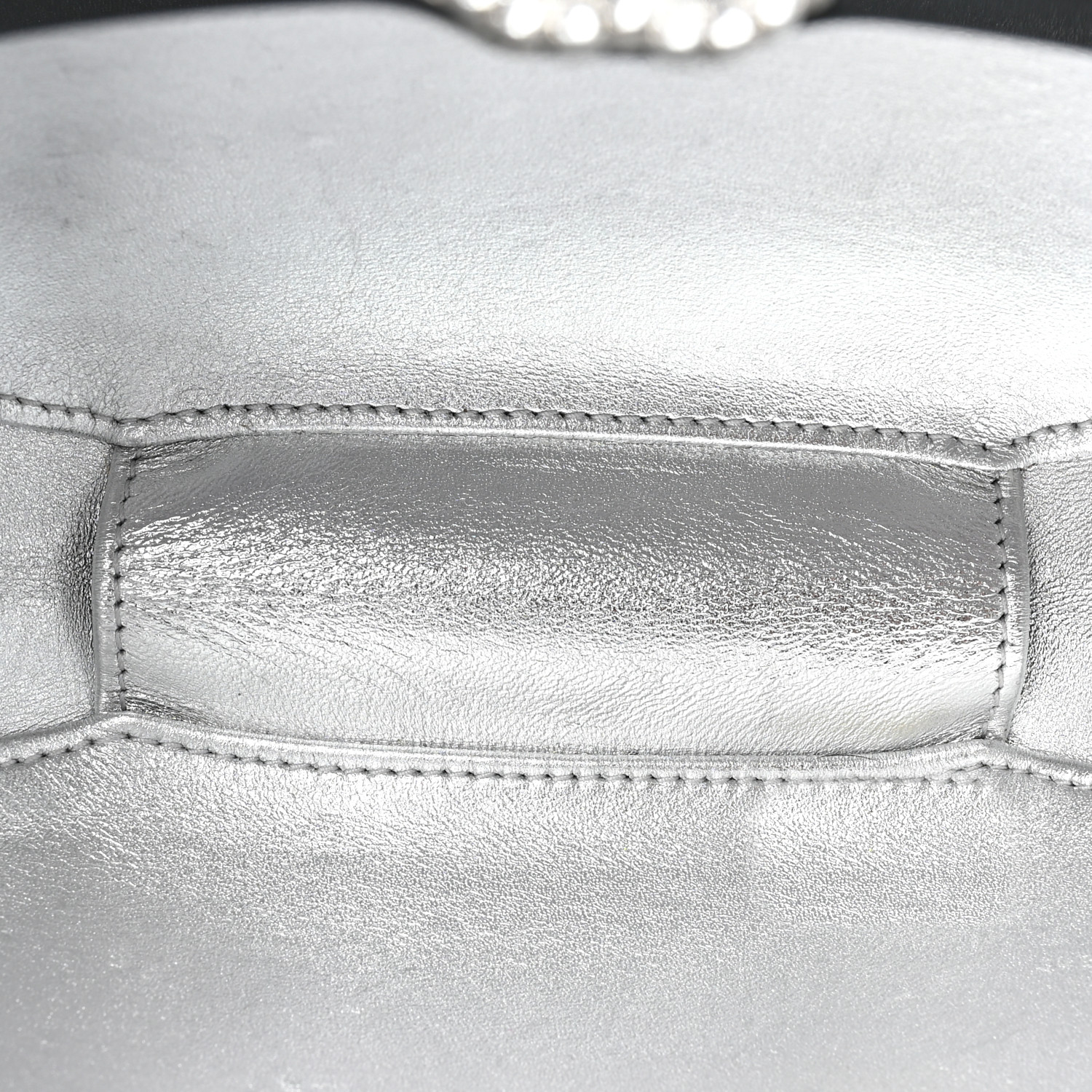 TOP CHANEL Resin Crystal Chain Fringe CC Oval Minaudière 19.5×15×5cm  - Black