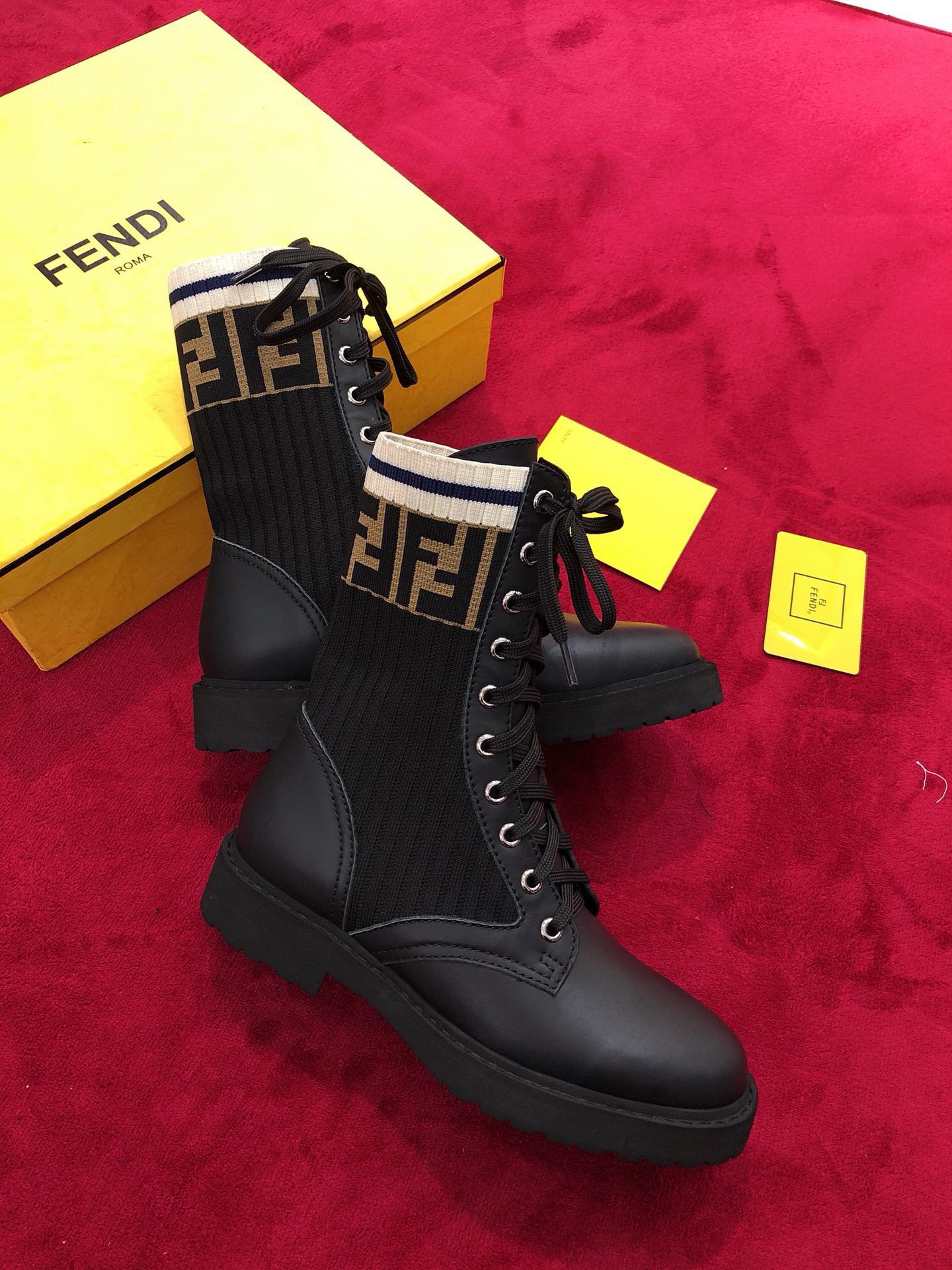 TOP FENDI FF Knitted Lace-up Martin Boots - Black