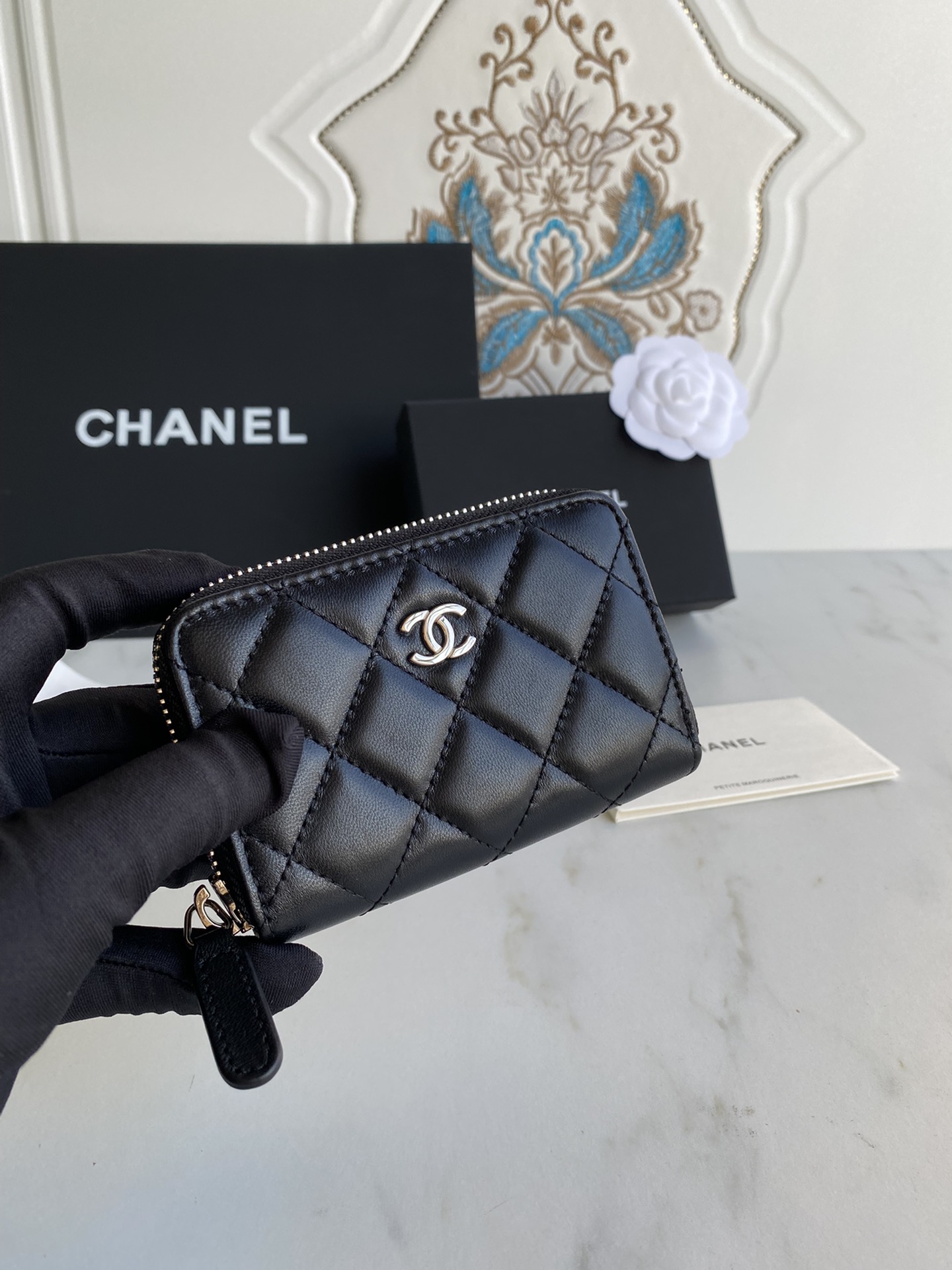 TOP CHANEL Zipper Flap Wallet - GHW&SHW - Black
