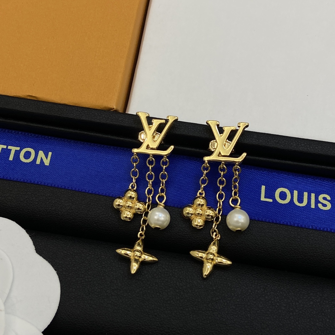 TOP Louis Vuitton LV Earrings - 3 Color