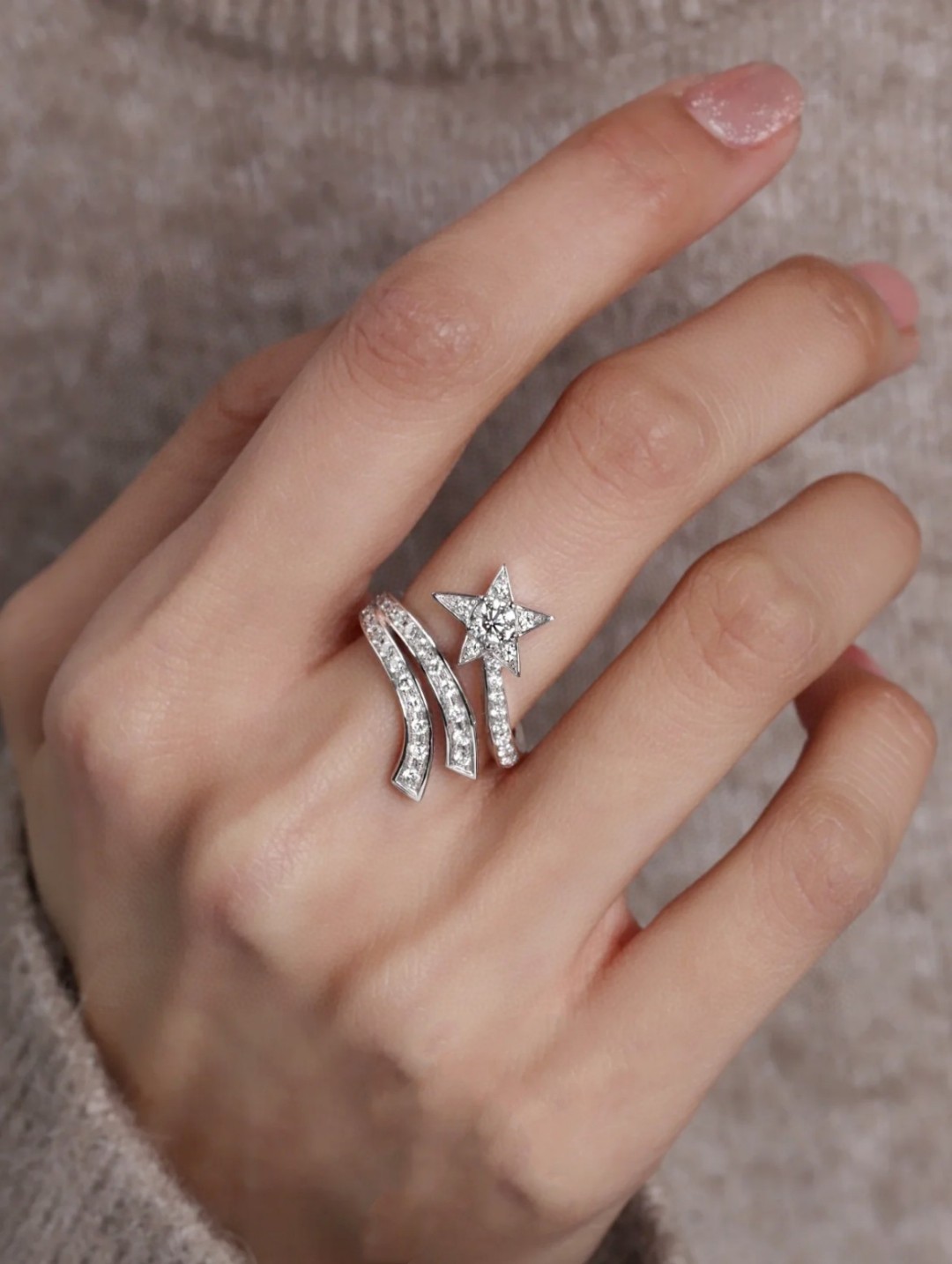 TOP CHANEL Comet Ring