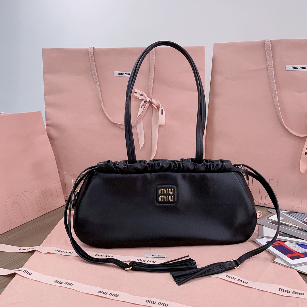 TOP Miu Miu Lambskin Underarm Bag 35X18X9CM - 2 Colors