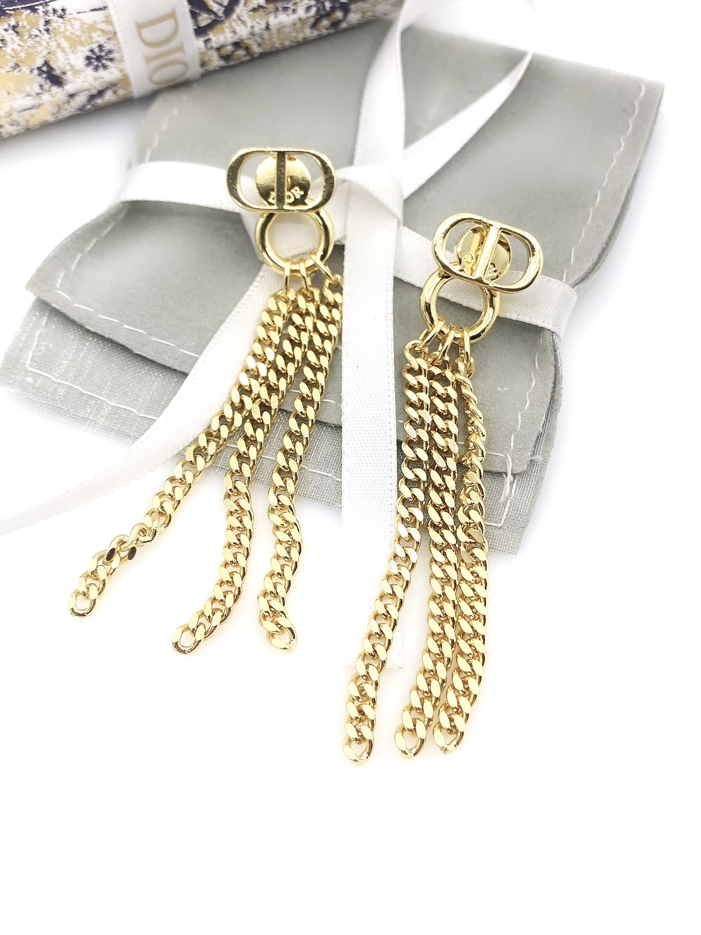 TOP Christian Dior CD Tassel Earrings - Gold