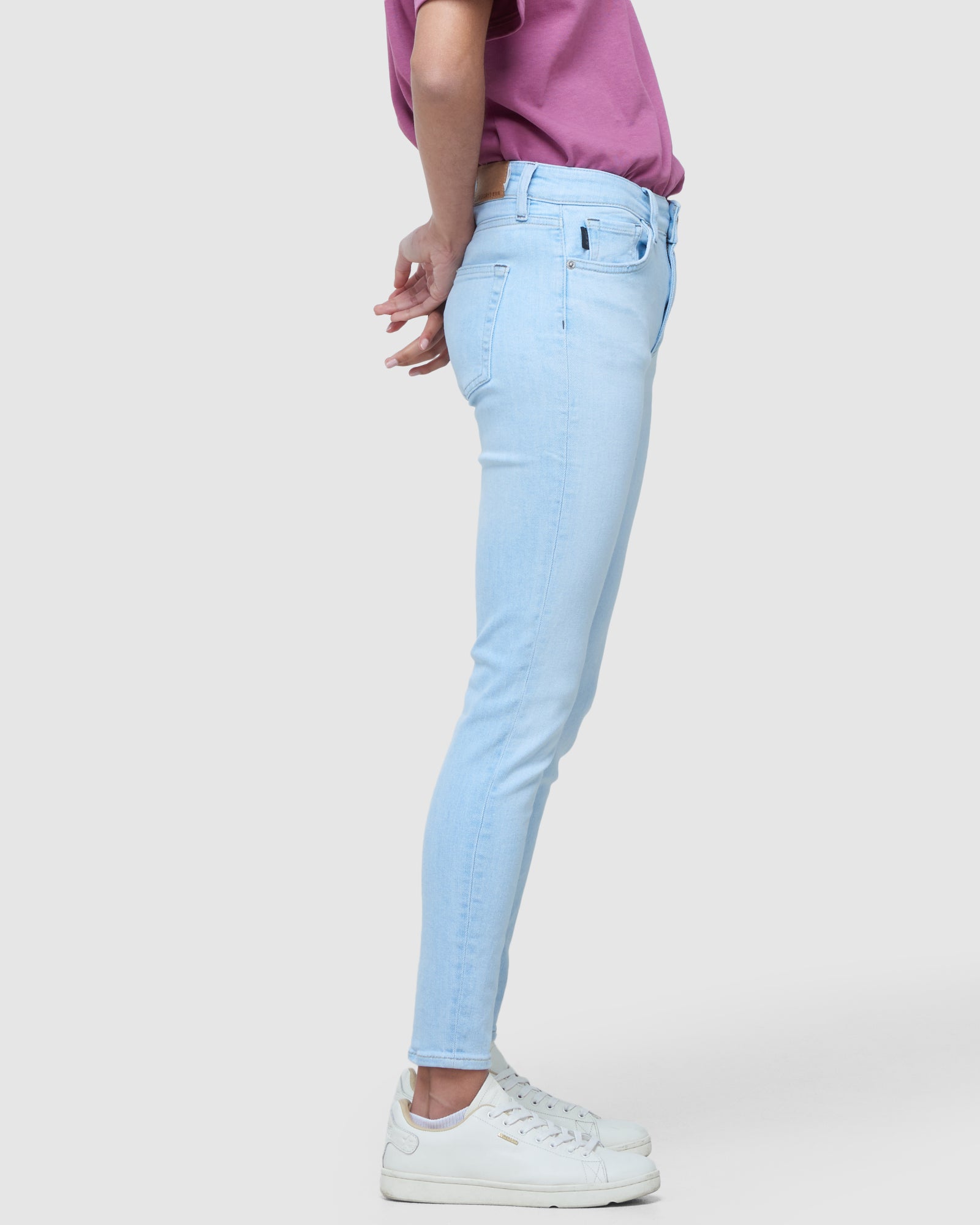 Mid Rise Skinny Jeans | Lighter Indigo Vintage 30