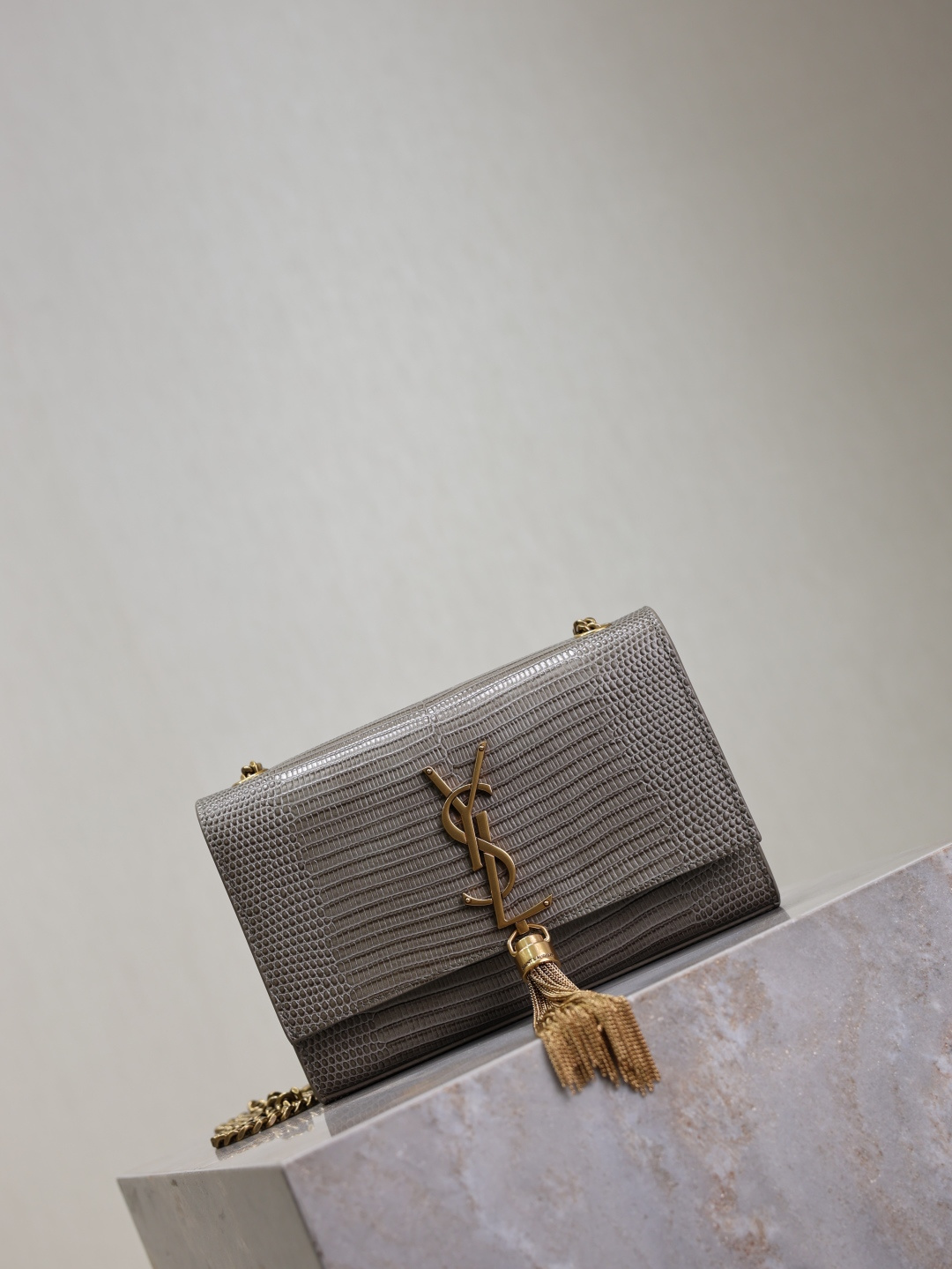 TOP Yves Saint Laurent YSL Kate Tassel Bag Lizard Print Cowhide 20x13.5x5.5cm - Gray & GHW