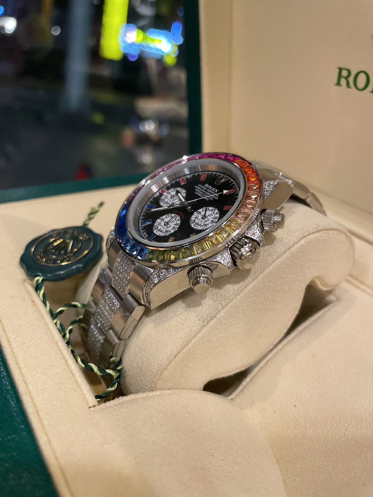 TOP ROLEX Daytona Rainbow Black Dial - Rose Gold