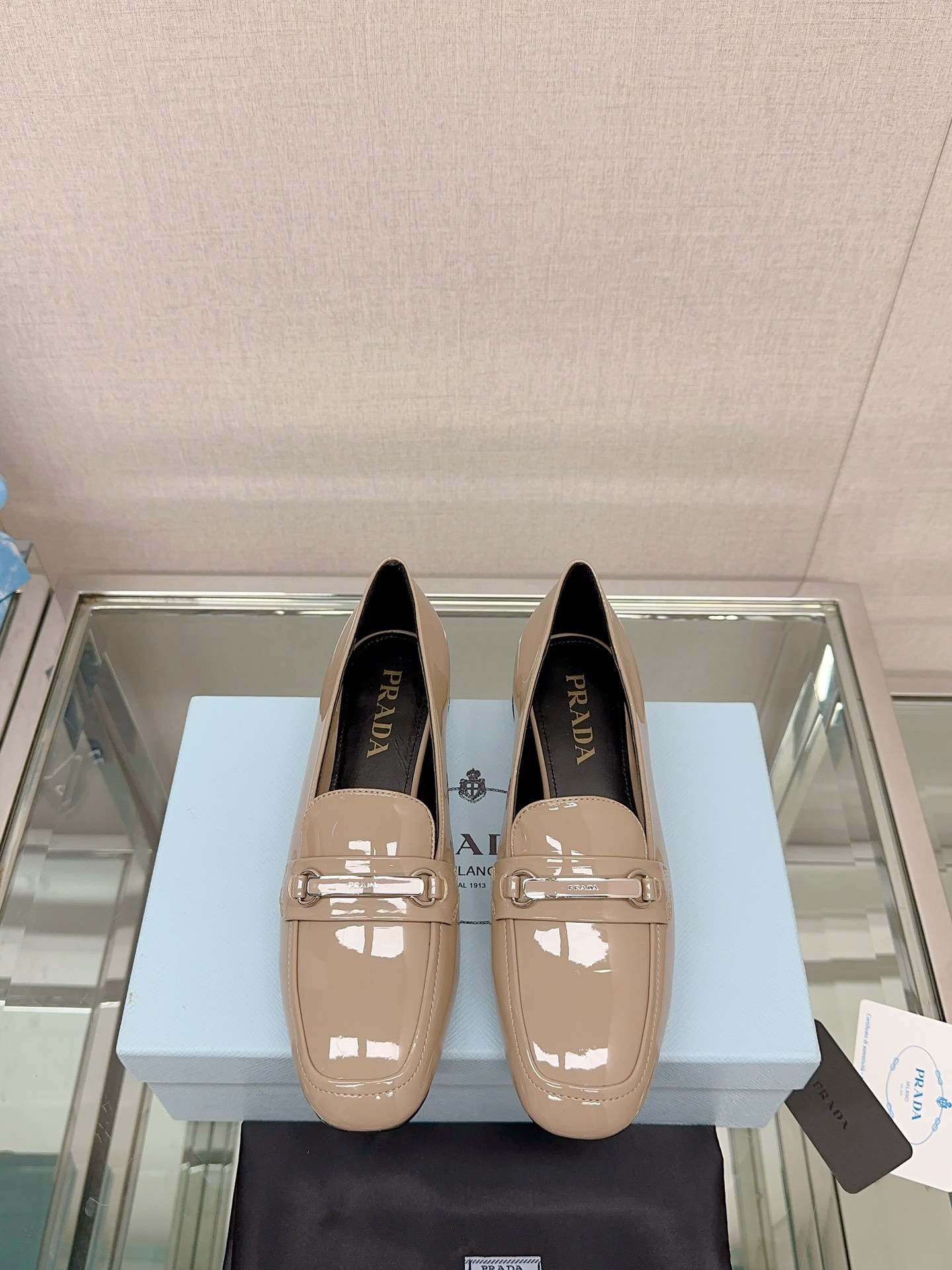Top PRADA Thick Heeled Square Toe Single Shoes - 3 Colors