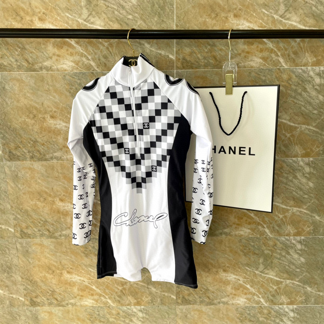 TOP CHANEL One-Piece Swimsuit - Black and White