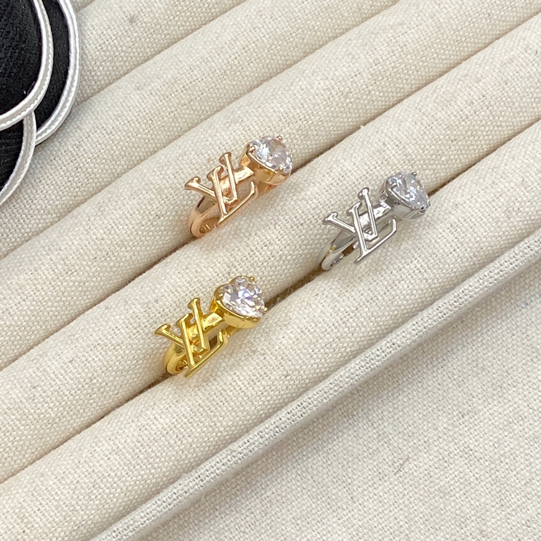 TOP Louis Vuitton LV Heart Diamond Ring-3 Colors