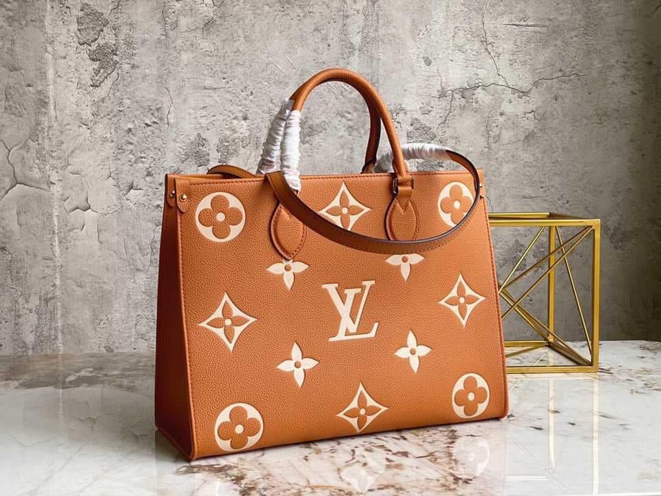 TOP Louis Vuitton LV On The Go MM Bag 35x27x14cm - Brown & White