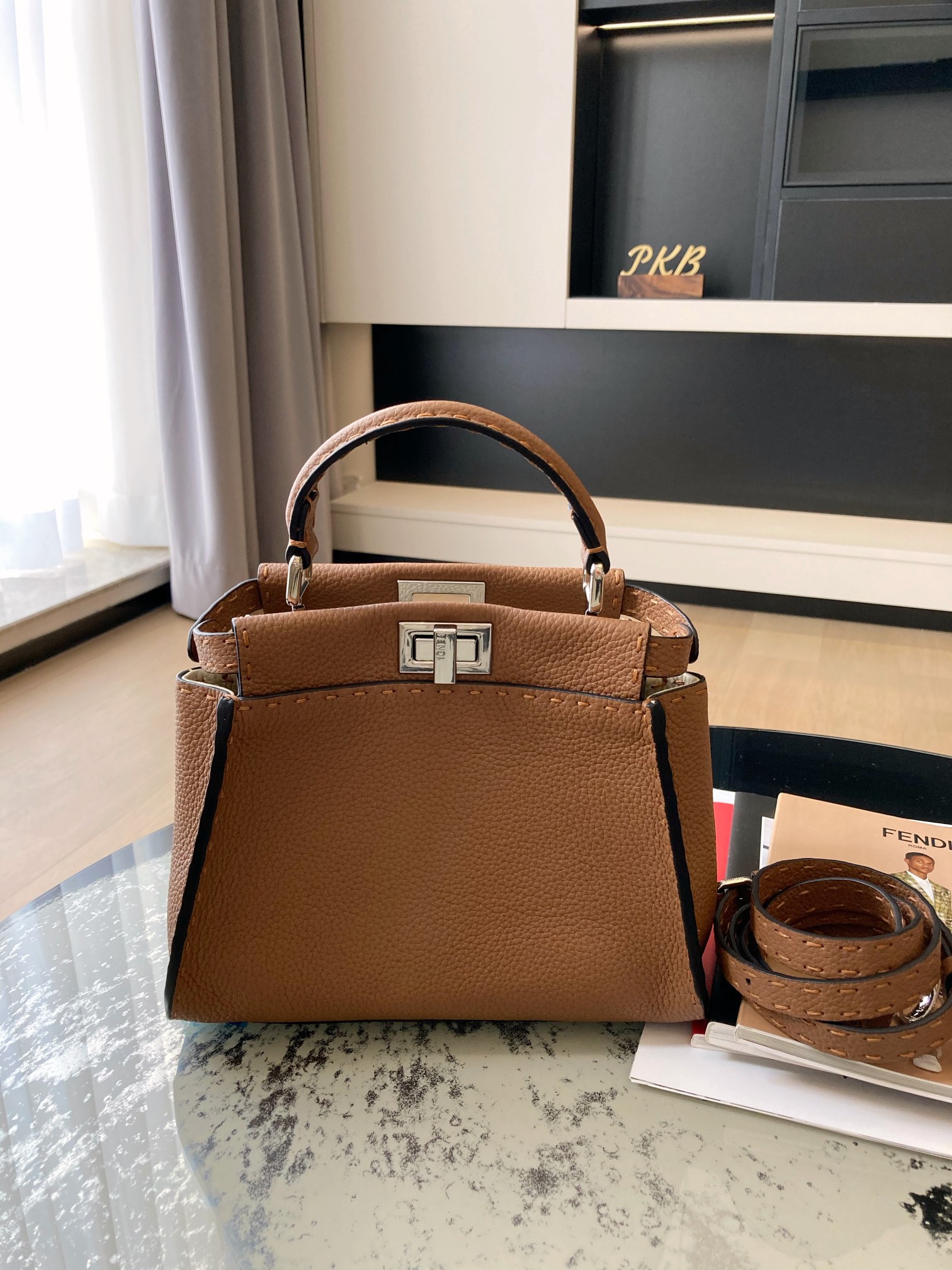 TOP FENDI Peekaboo Bag 33×12×26cm -2 Colors