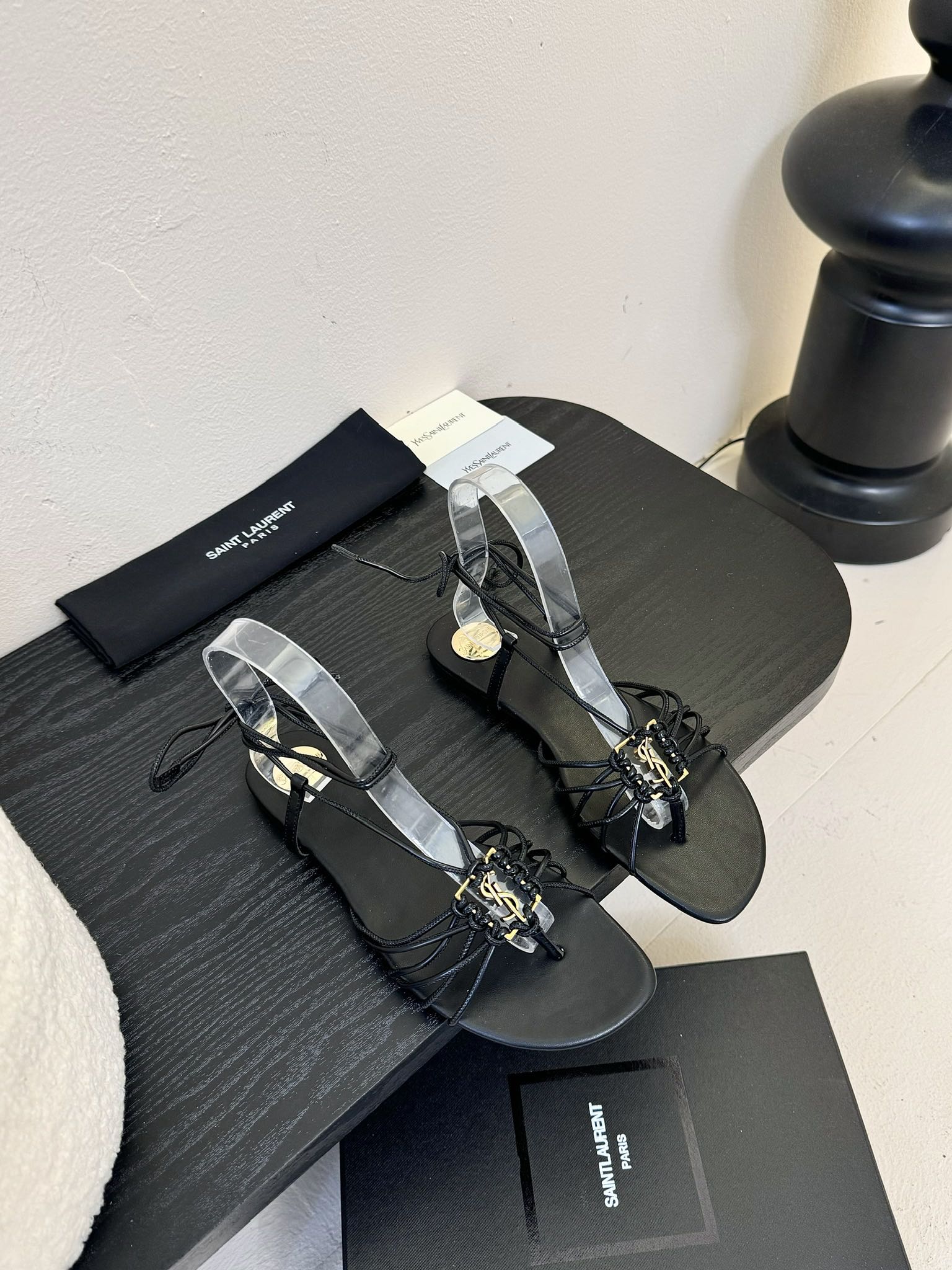 TOP Yves Saint Laurent YSL 25ss Sandals - 2 Colors