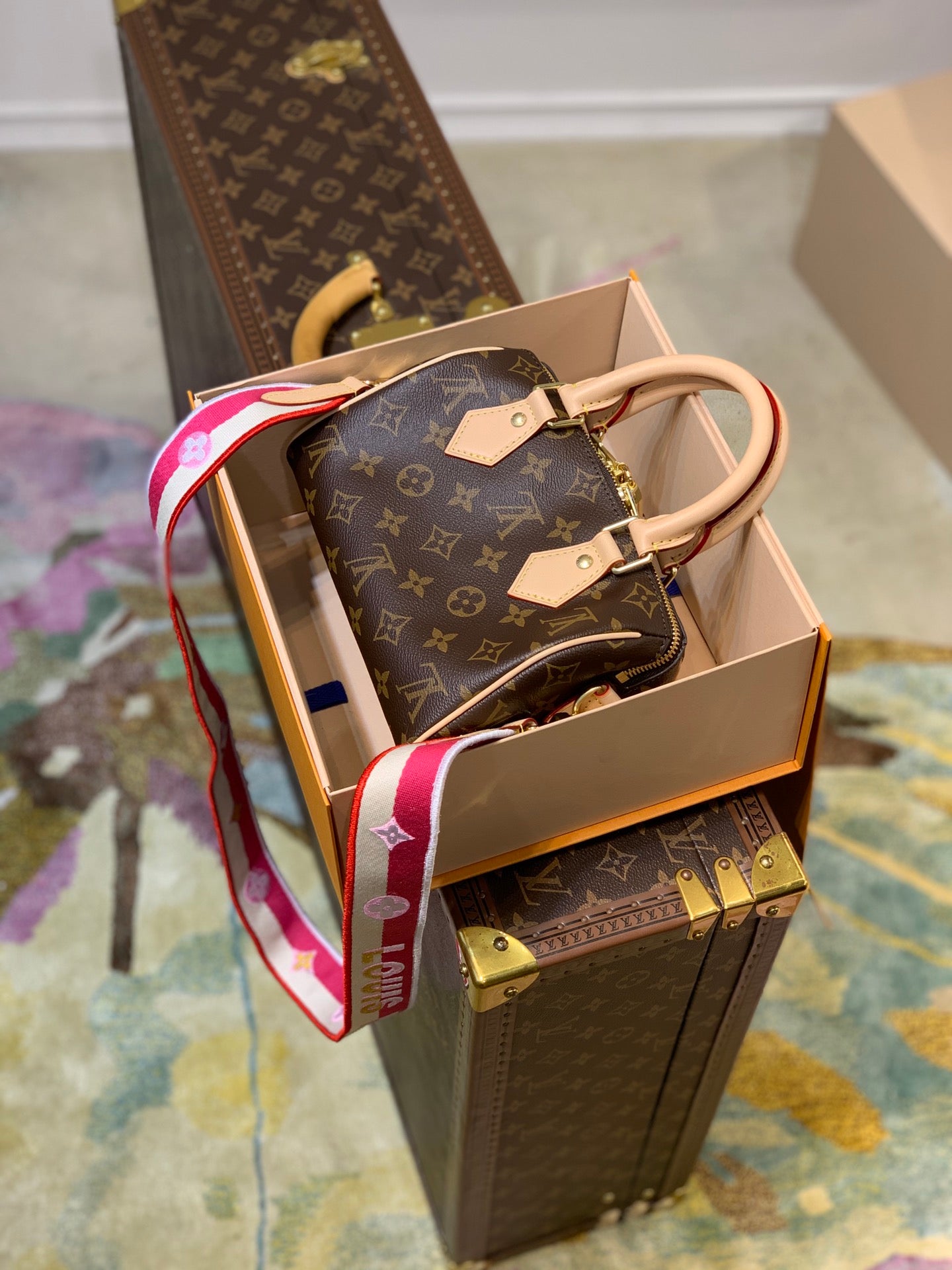 TOP Louis Vuitton LV Speedy 20 Monogram Crossbody Bag 20x13.5x12cm - Fuchsia