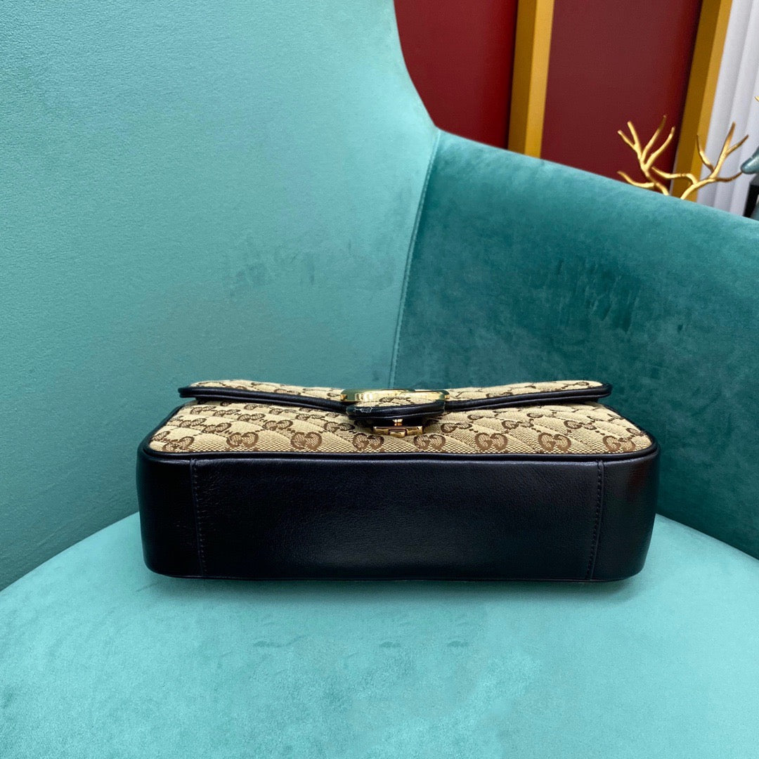 TOP GUCCI GG Marmont Bag Matelasse Canvas Small 26cm - Black