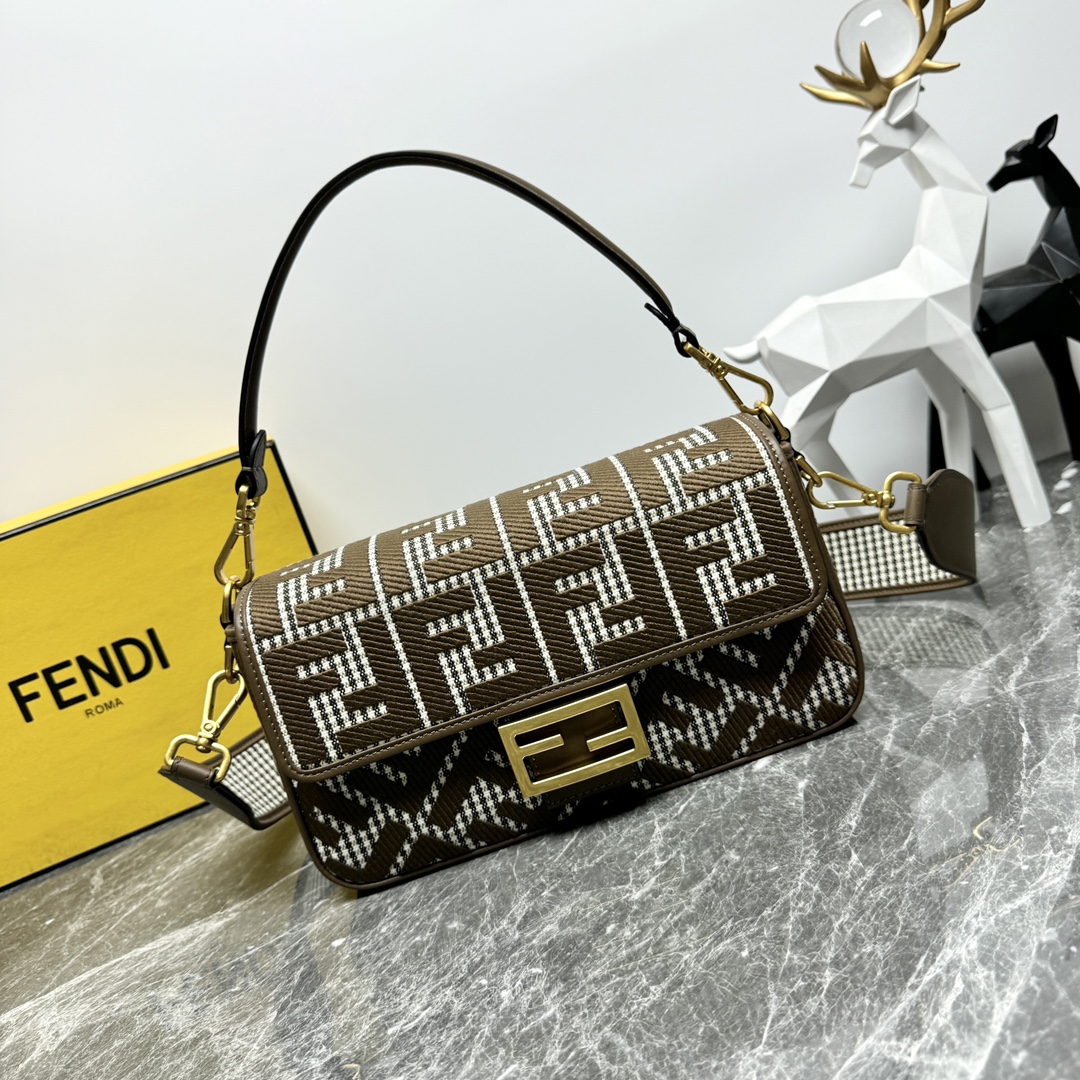 TOP FENDI Iconic Baguette FF Bag  27x15x6cm - 2 Colors