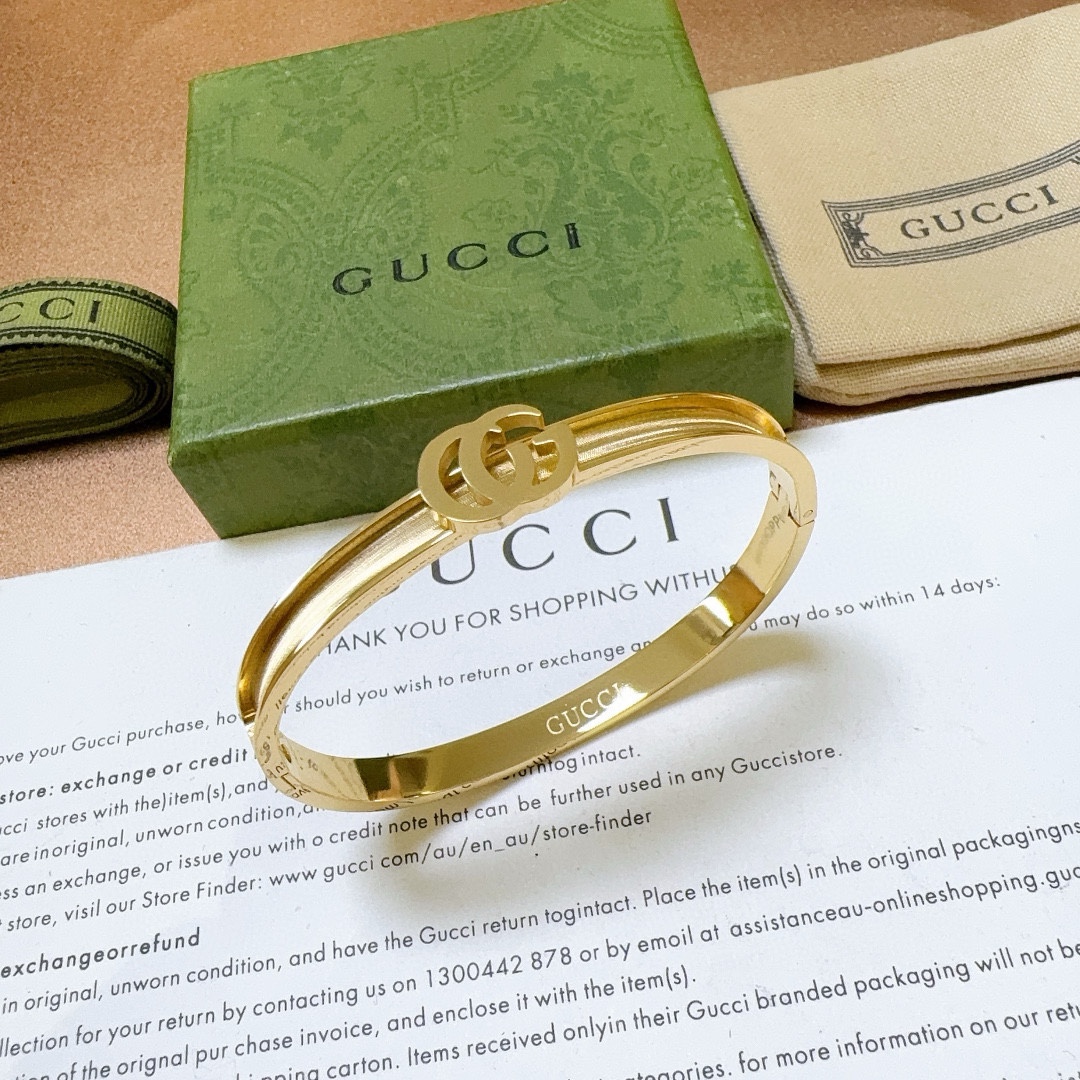 TOP GUCCI Bamboo Bracelet - Gold