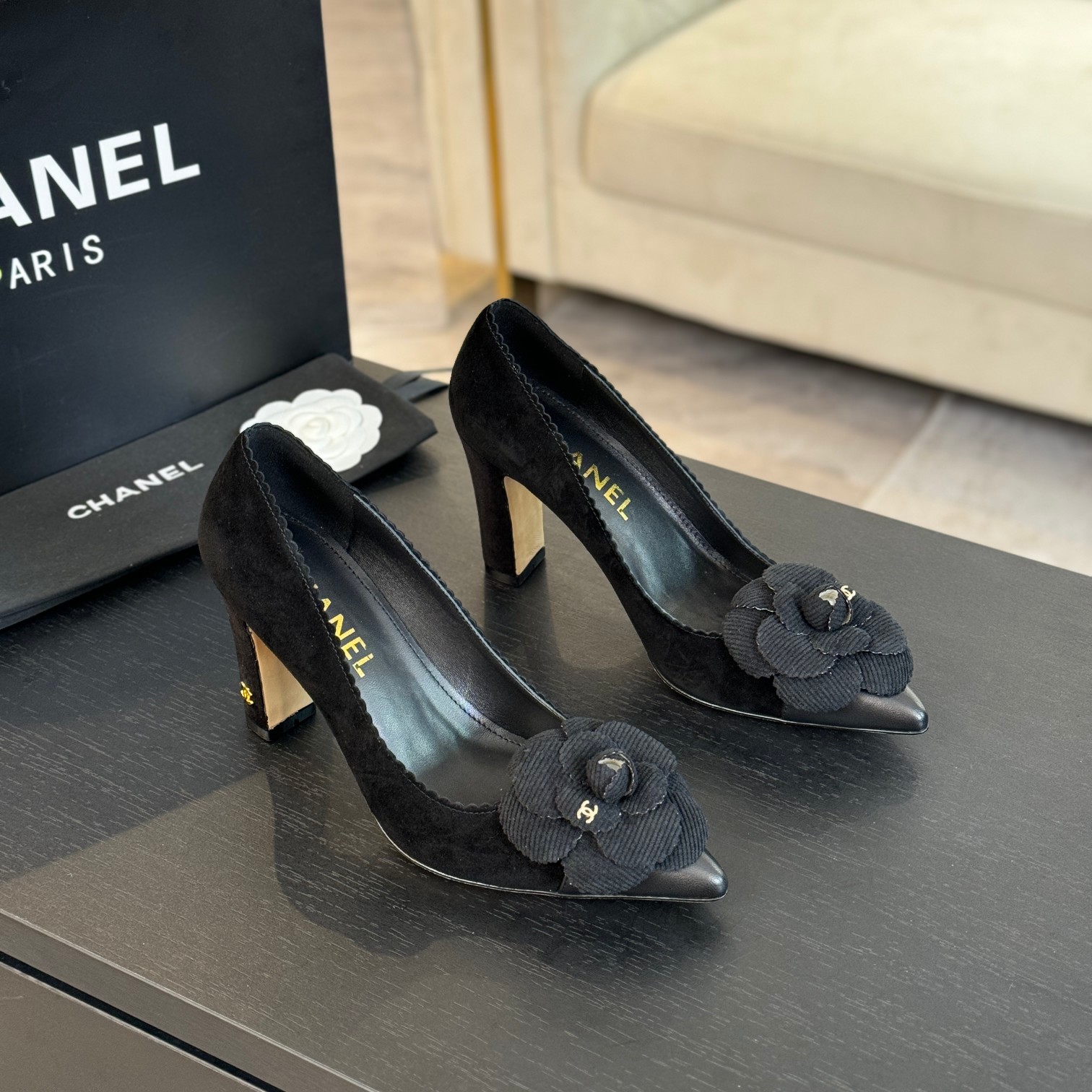 TOP CHANEL 8cm High Heel Camellia Pumps - 4 Color