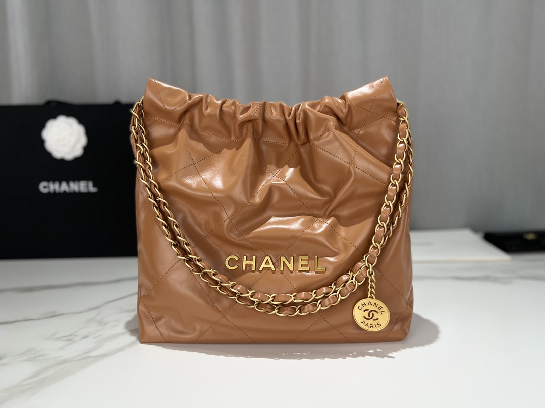 TOP CHANEL 22 Bag 35CM - GHW - Brown