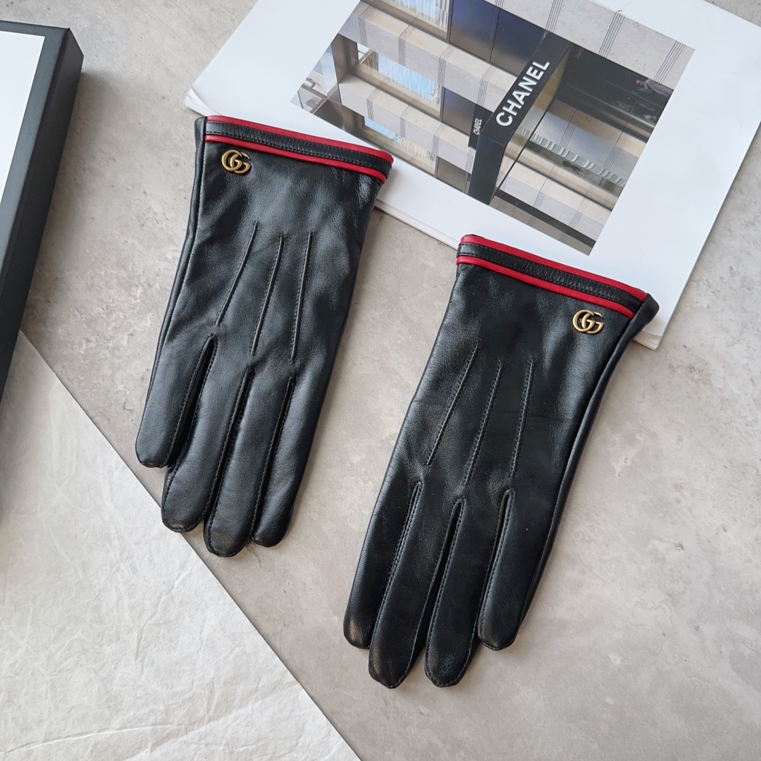 TOP GUCCI Women's Sheepskin Gloves