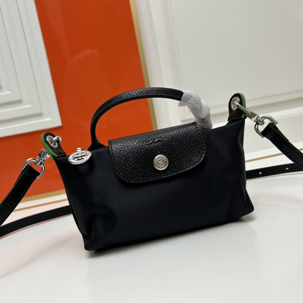 Long Champ Le Pliage Green cosmetic bag (Replica)