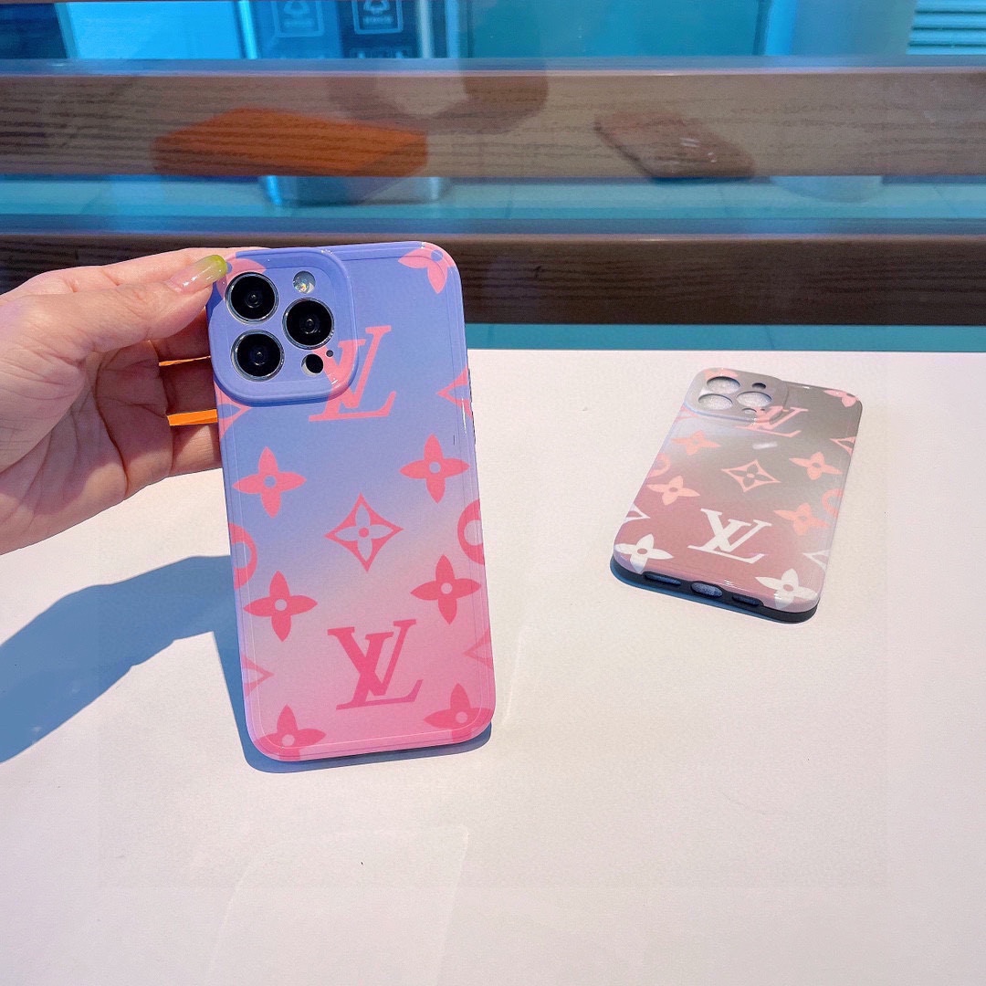 TOP Louis Vuitton LV Gradient Color Iphone case - 2 Colors