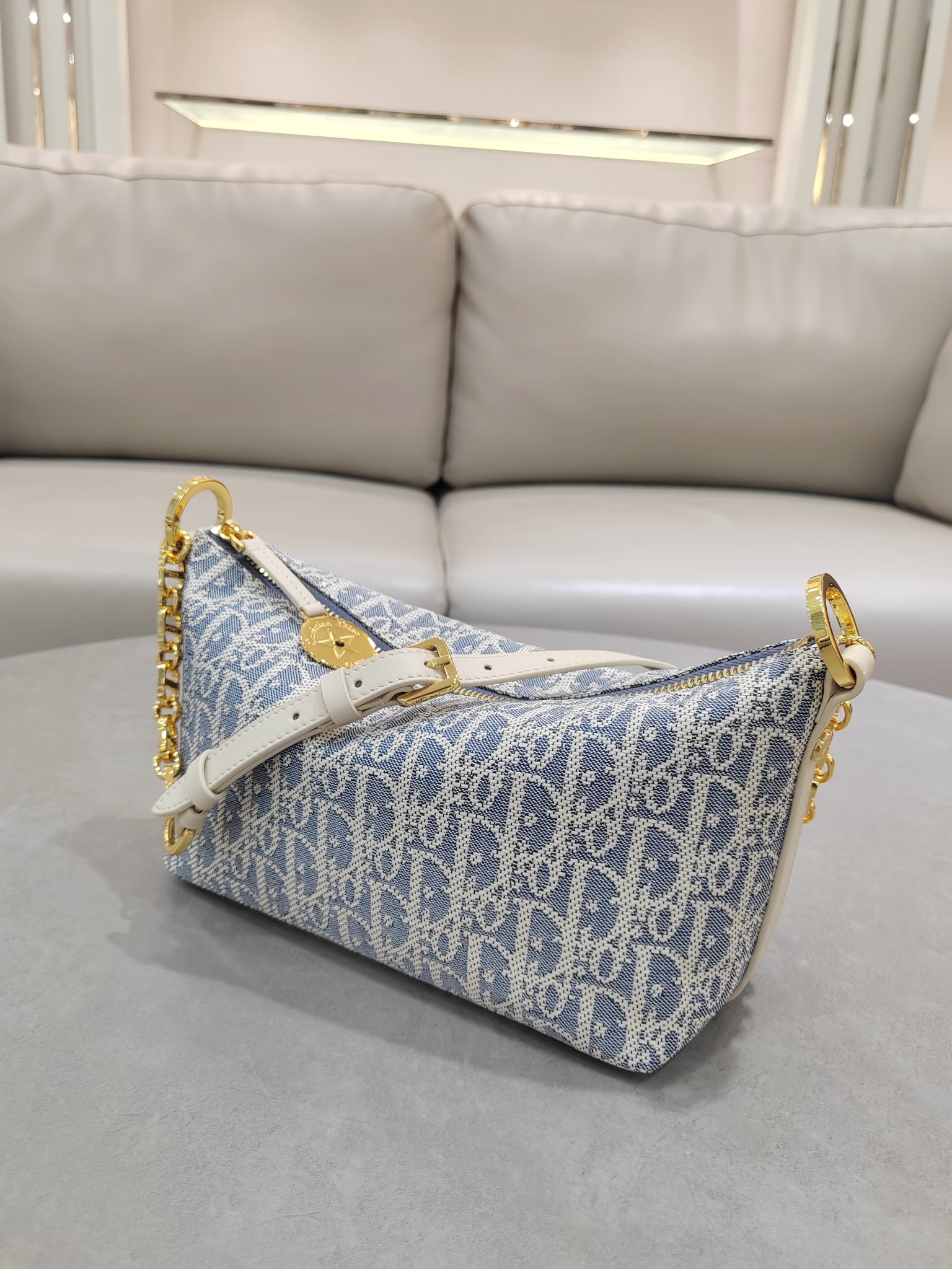 TOP Christian Dior Diorstar Hobo Bag 28.5x14.5x10cm - Light Blue