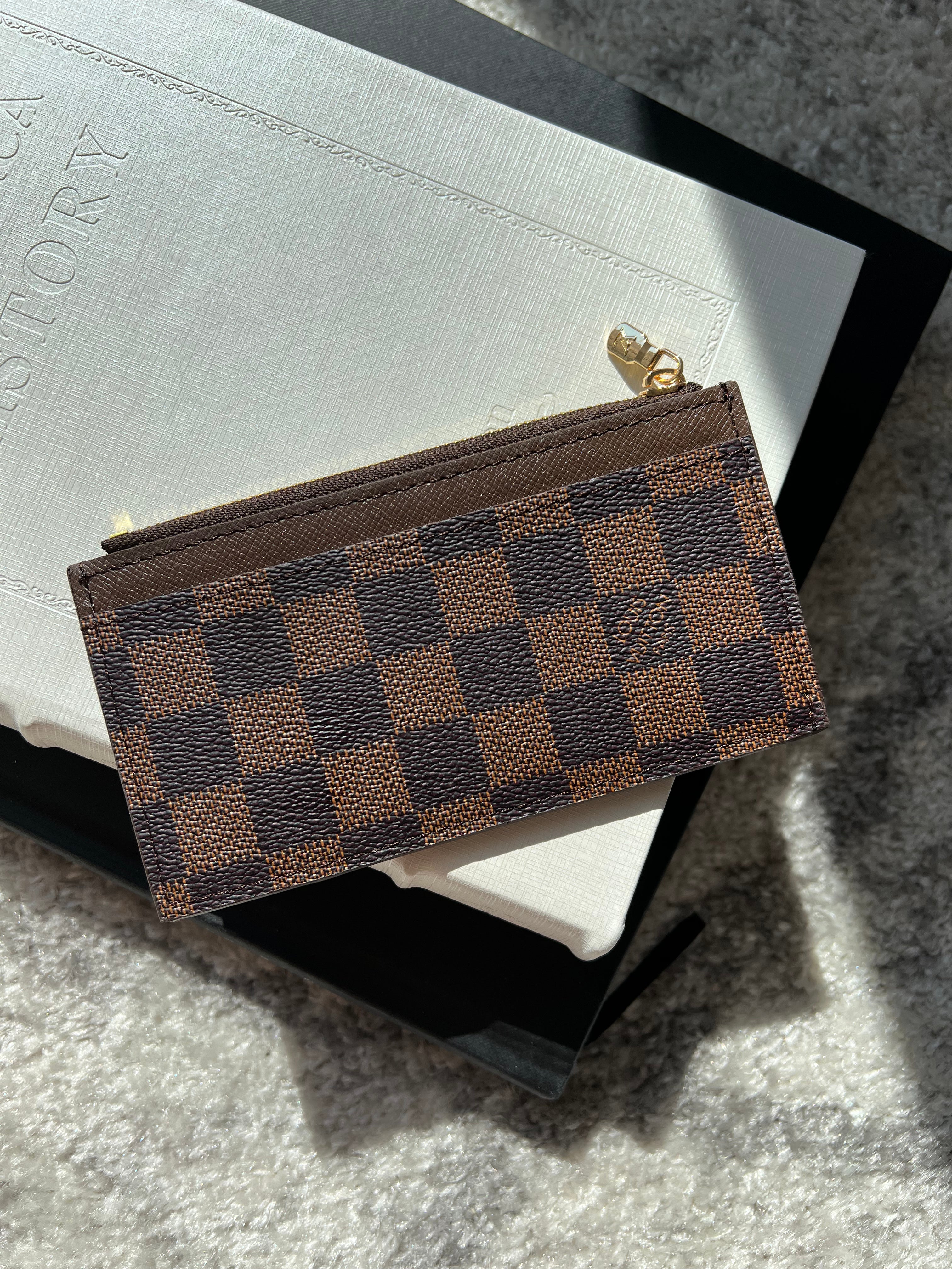 TOP Louis Vuitton LV Damier Ebene Card Case Wallet - Brown