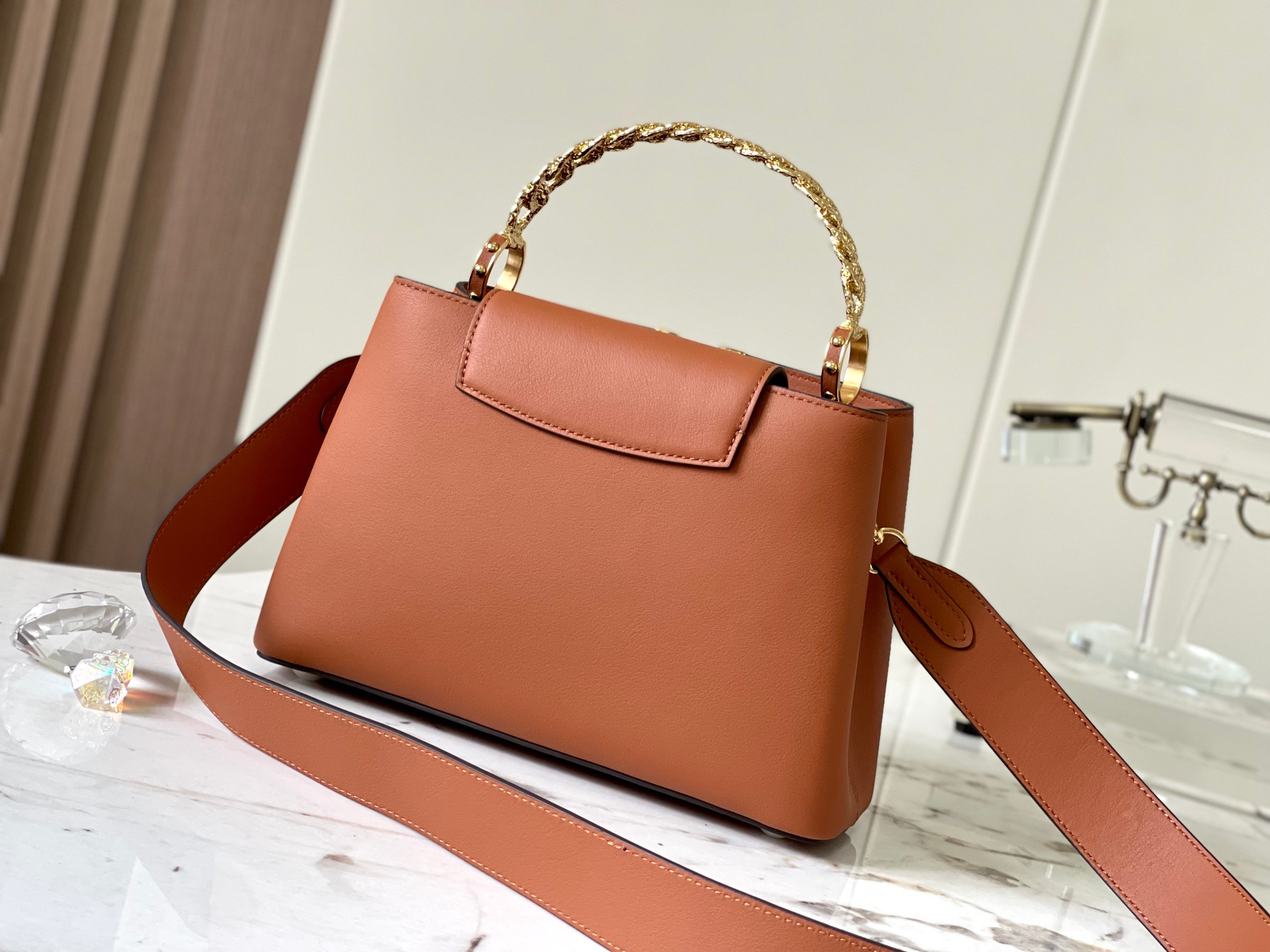 TOP Louis Vuitton LV Capucines Bag 27 *18 *9cm- Brown with Green Shell Buckle