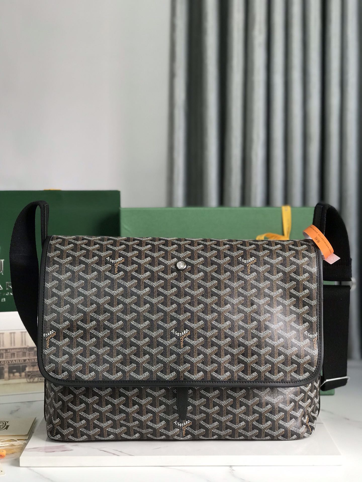 TOP Goyard Capetien Messenger Bag - 2 Colors