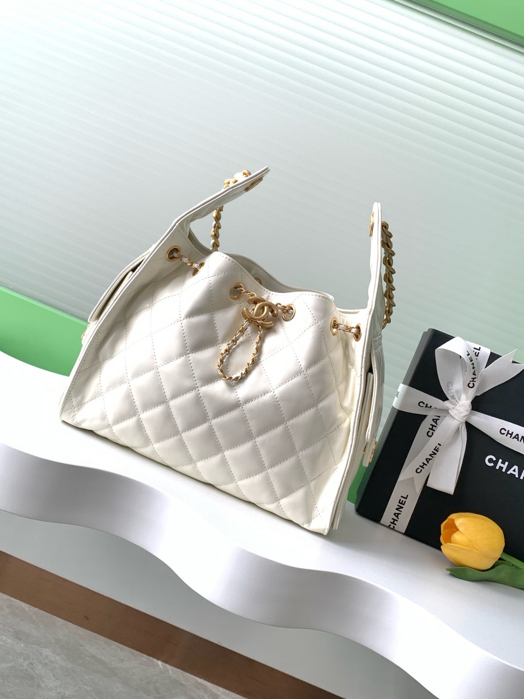 TOP CHANEL Hobo Shopping Bag 26x30x14cm/30x15x40cm - White