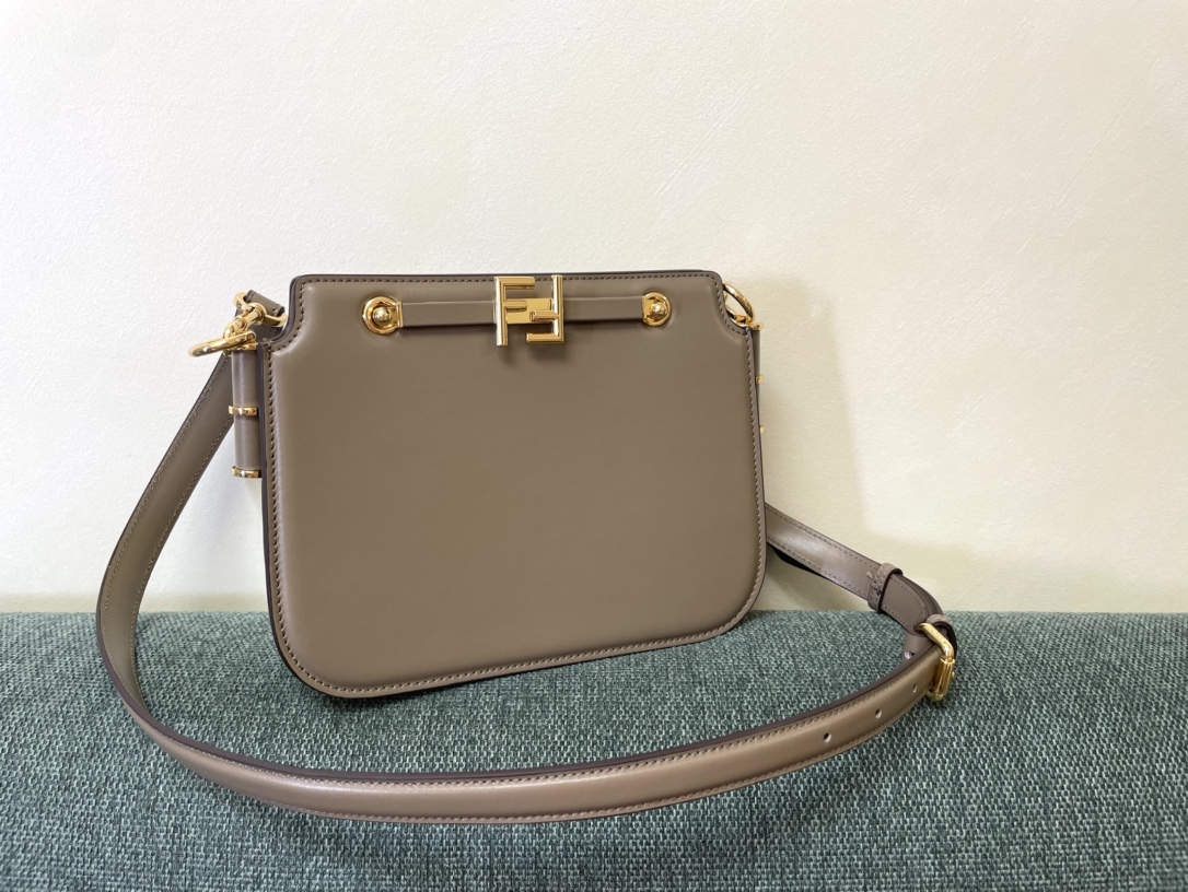 TOP FENDI Double F Logo Oggen Bags 26.5x10x19cm - 4 Colors&GHW
