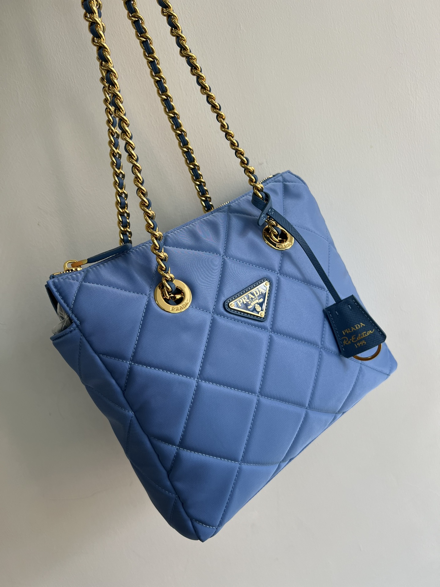 TOP PRADA Middle Chain Rhombus Bag 25*24*5CM - Blue