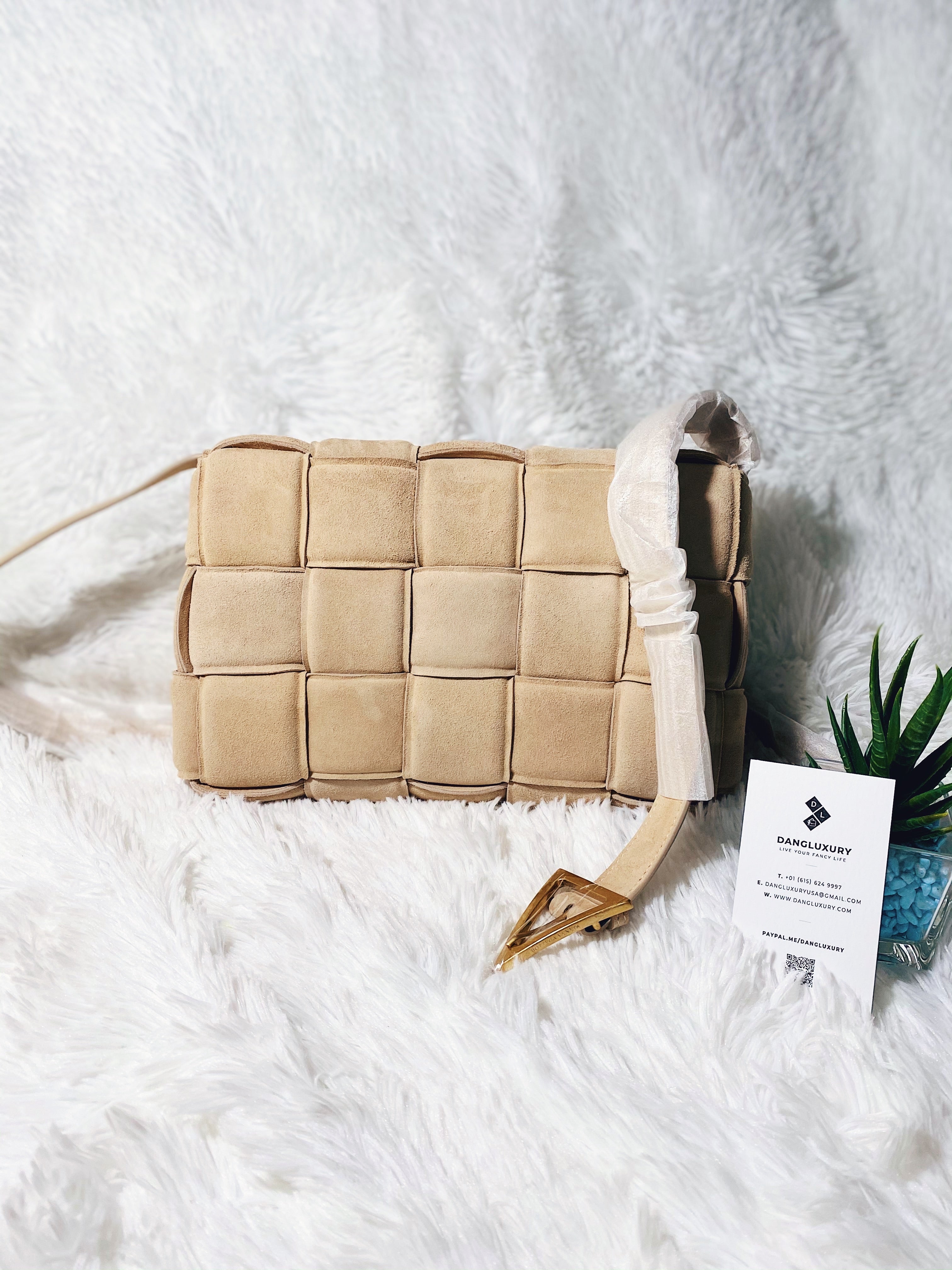 TOP Bottega Veneta BV  Padded Suede Bag - Cream