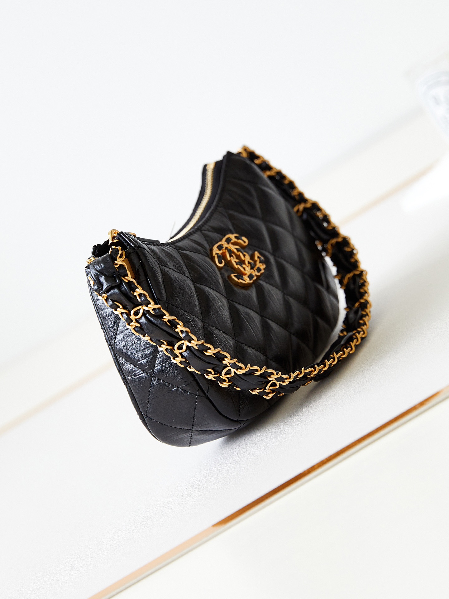 TOP CHANEL Hobo 23khobo Armpit Bag 11x20x5 cm -GHW- Black