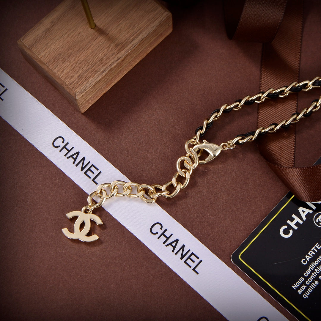 TOP CHANEL Chain Rope Square Necklace