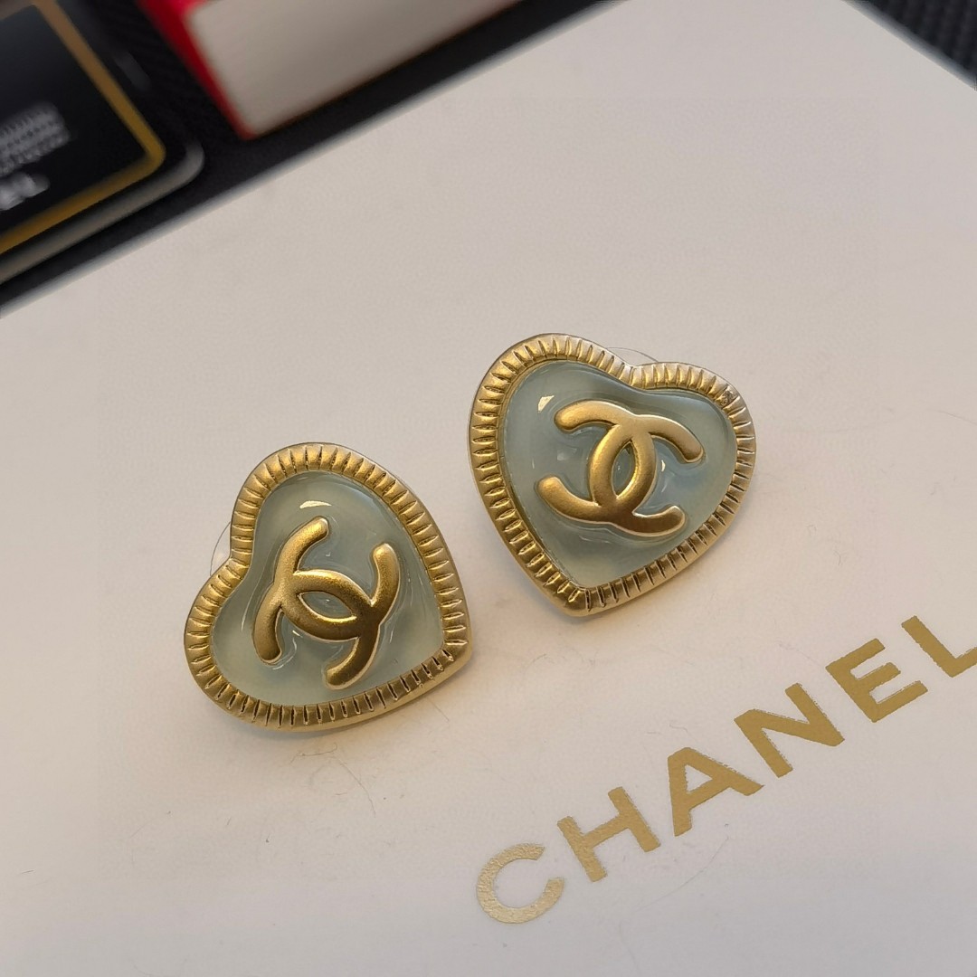 TOP CHANEL Double C Earrings - Gold