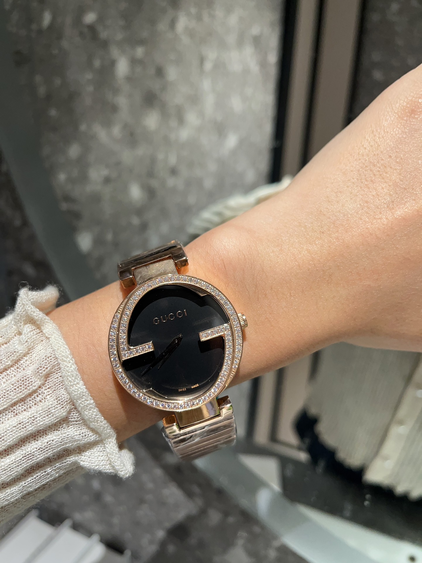 TOP GUCCI Furuchi Double G Watch 37mm 4 Colors
