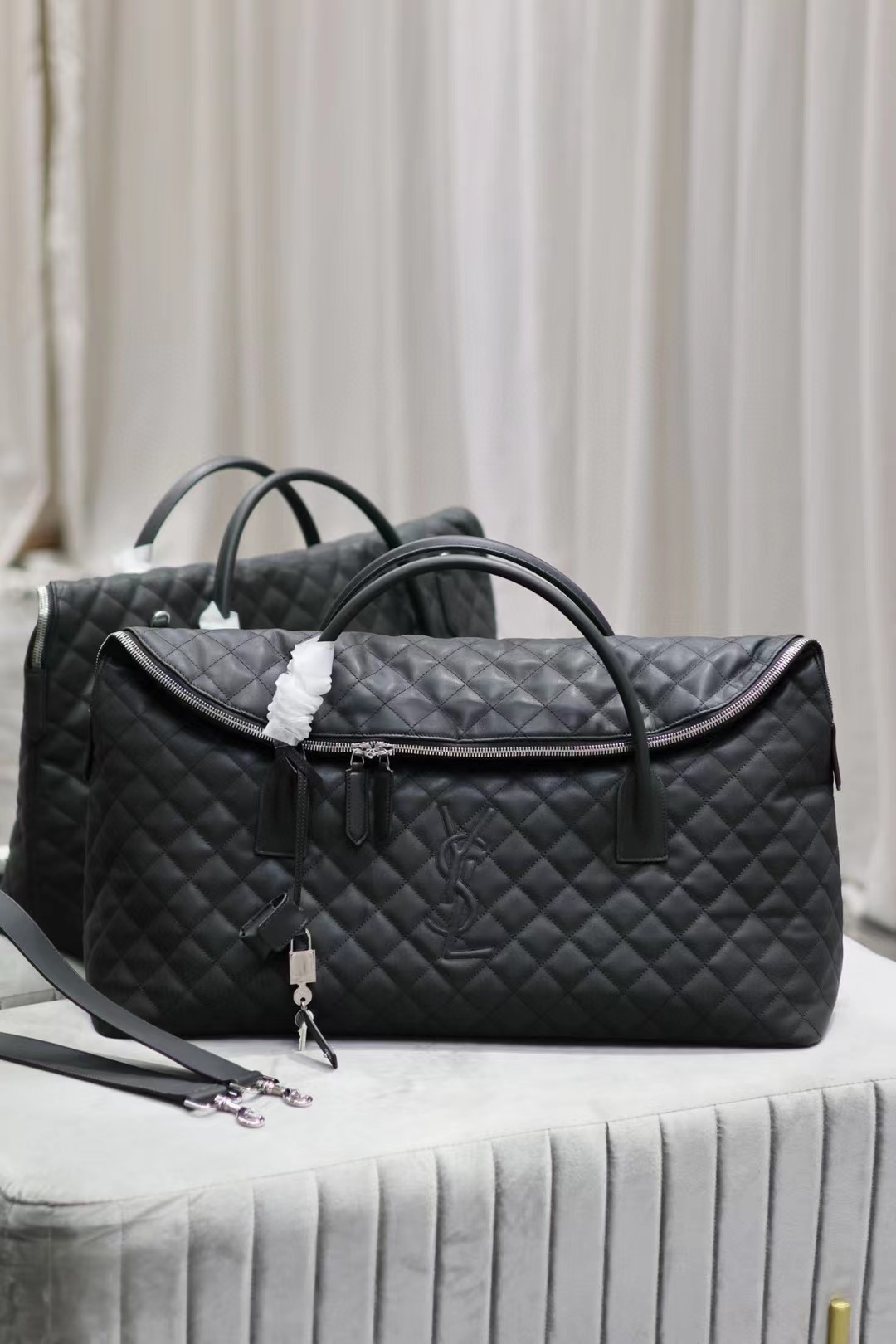 TOP Yves Saint Laurent YSL ES GIANT Travel Bag - Black - SHW