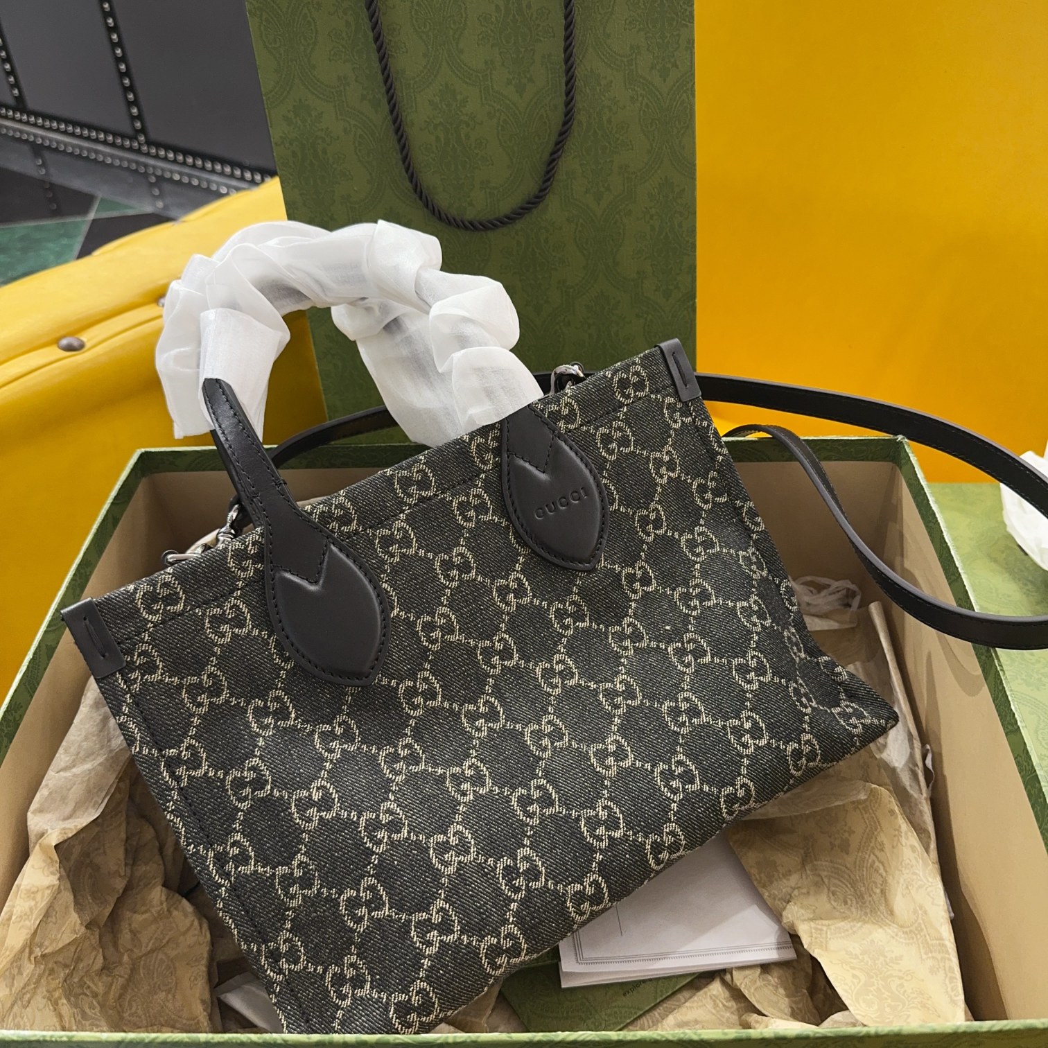 TOP GUCCI Ophidia Black Medium Tote 27x19x11cm