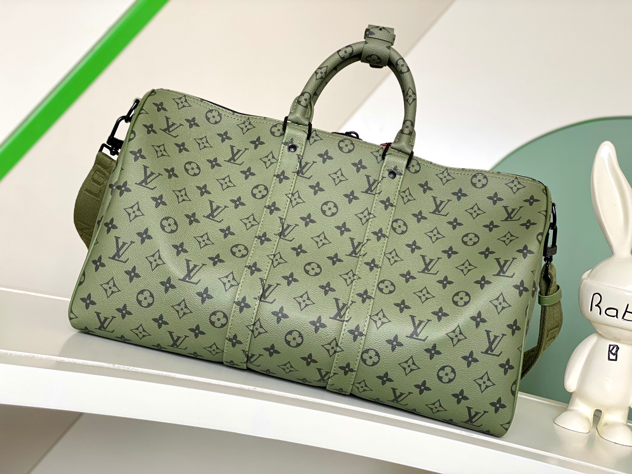 TOP Louis Vuitton LV Loui$ Vu!tt Monogram Tones Keepall Bandoulière 45 Travel Bag-Green