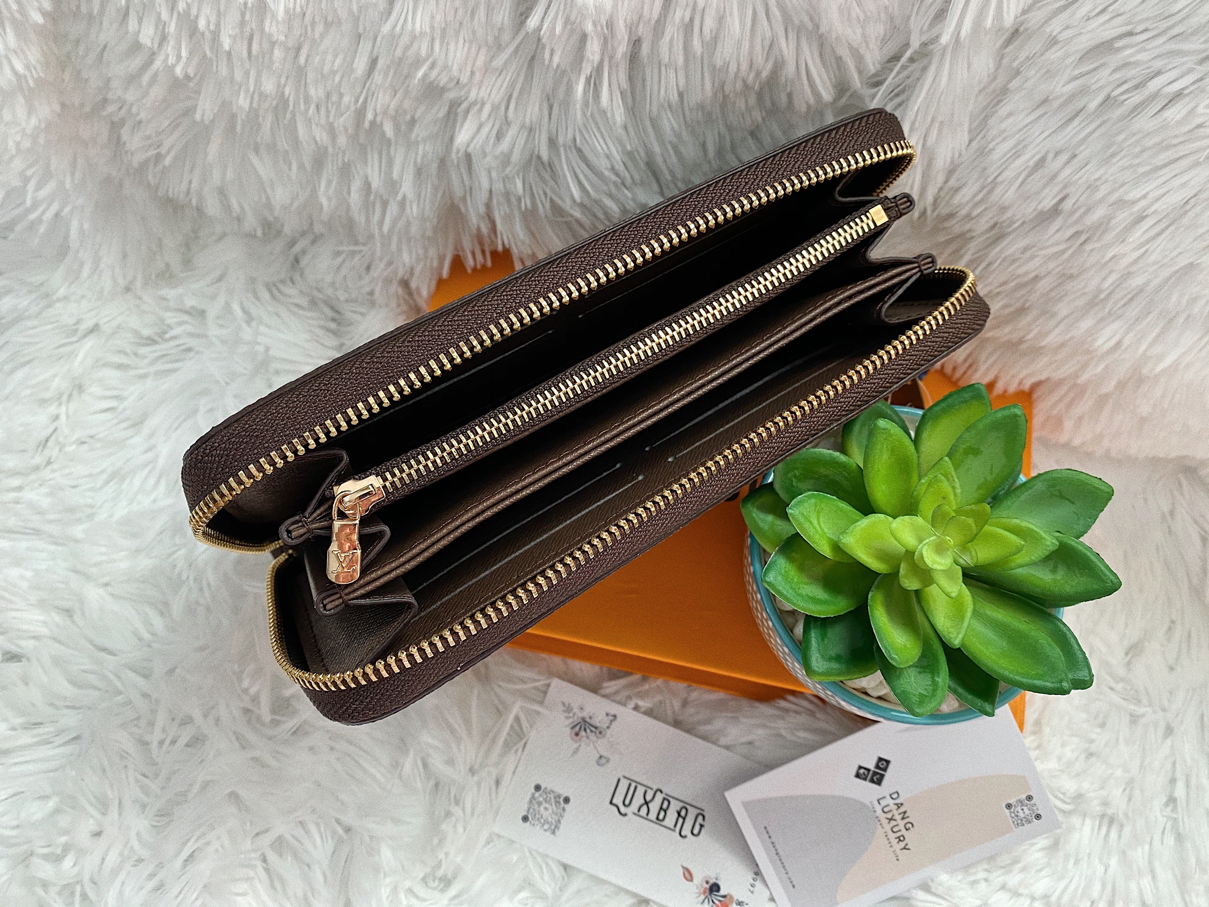 TOP Louis Vuitton LV Zippy Wallet Damier Ebene